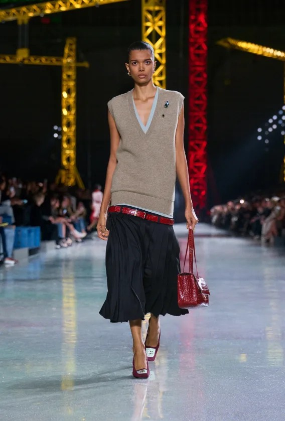 Hinh anh CHANEL Thu Đông 2026: Matthieu Blazy vẫn rất kiên định 30