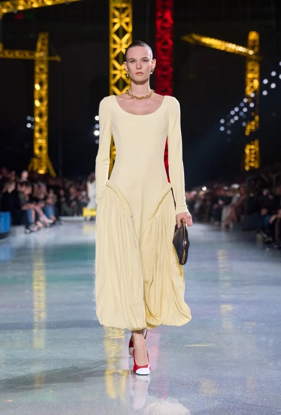 Hinh anh CHANEL Thu Đông 2026: Matthieu Blazy vẫn rất kiên định 54