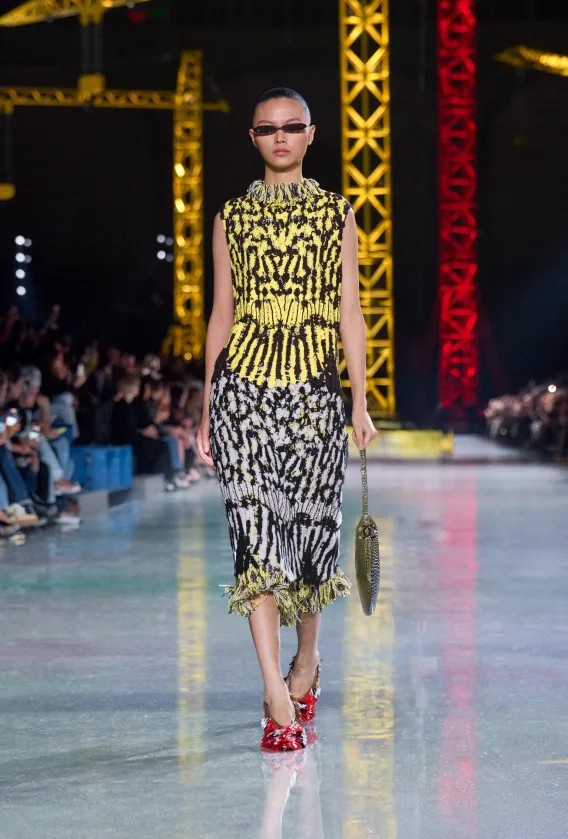 Hinh anh CHANEL Thu Đông 2026: Matthieu Blazy vẫn rất kiên định 15