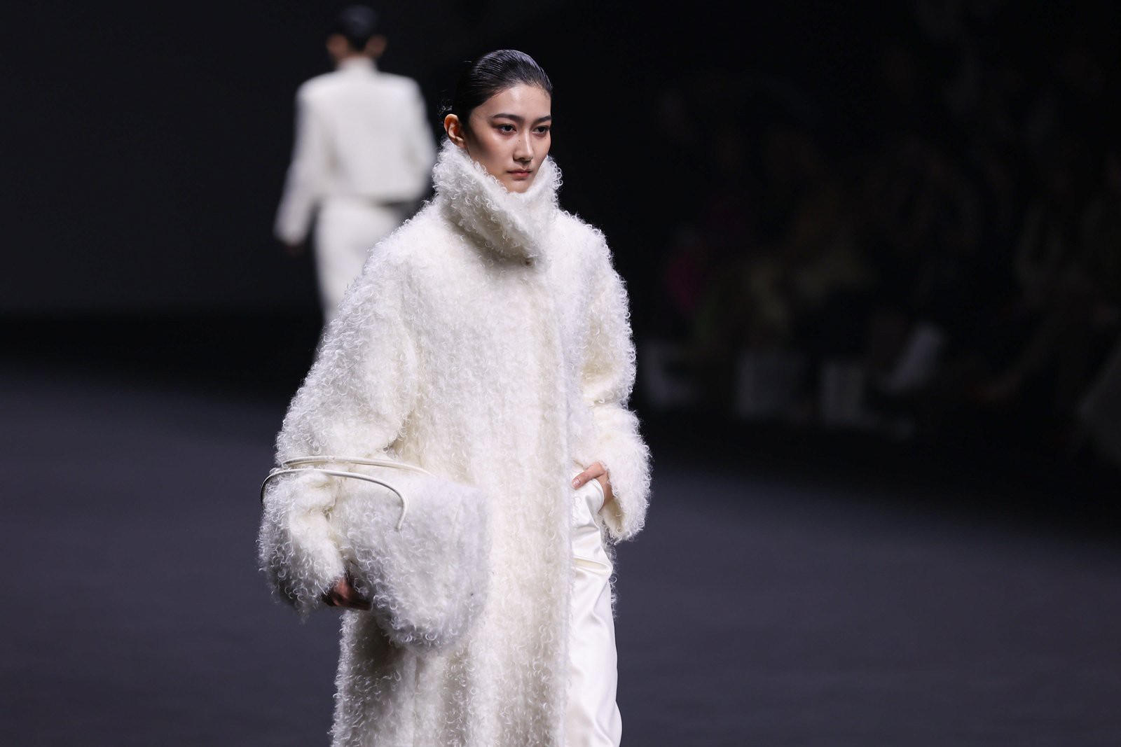 Hinh anh Bền chí - Bền bỉ - Bền vững: WHITE ANT và trái ngọt đầu tiên tại Shanghai Fashion Week 30