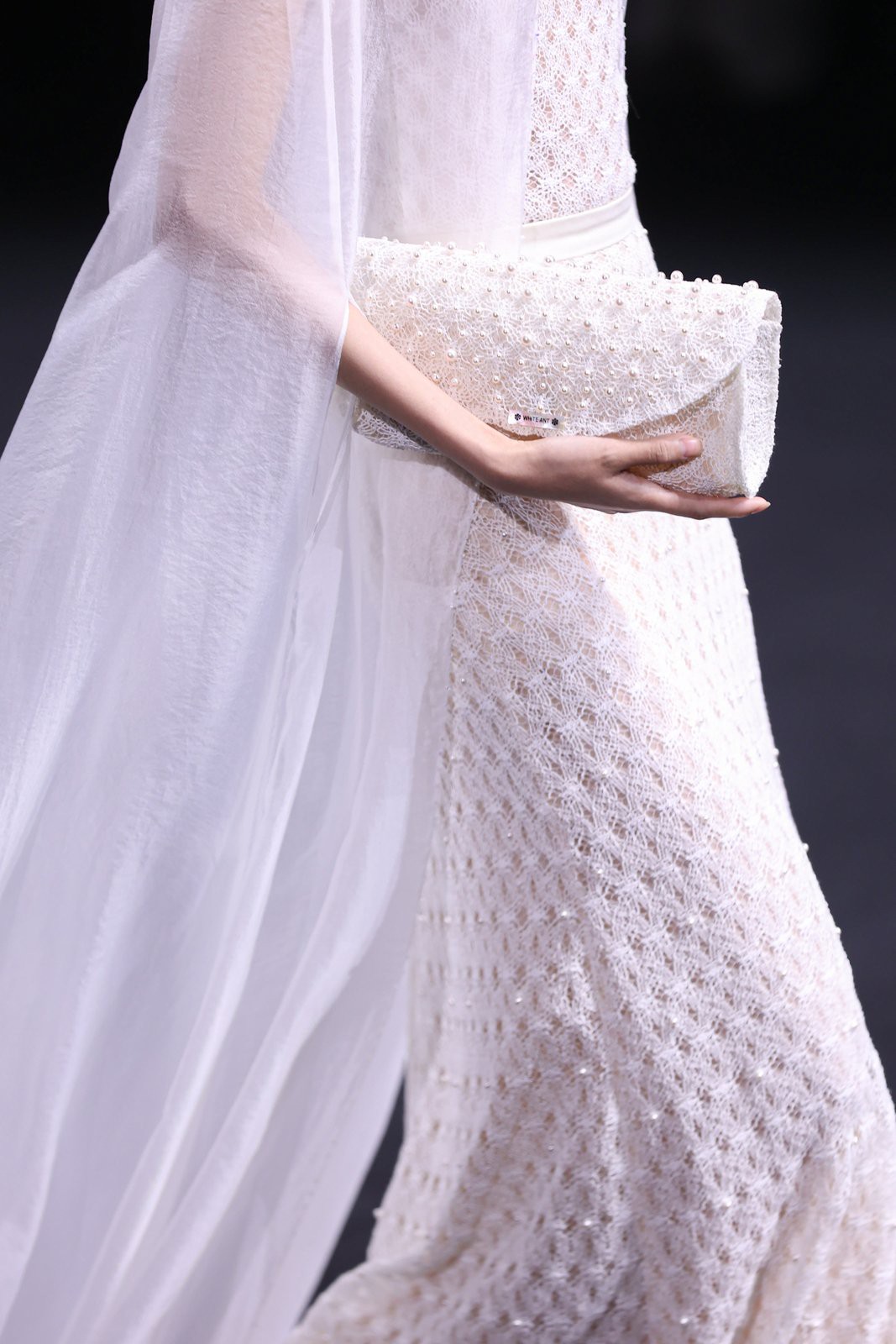 Hinh anh Bền chí - Bền bỉ - Bền vững: WHITE ANT và trái ngọt đầu tiên tại Shanghai Fashion Week 28