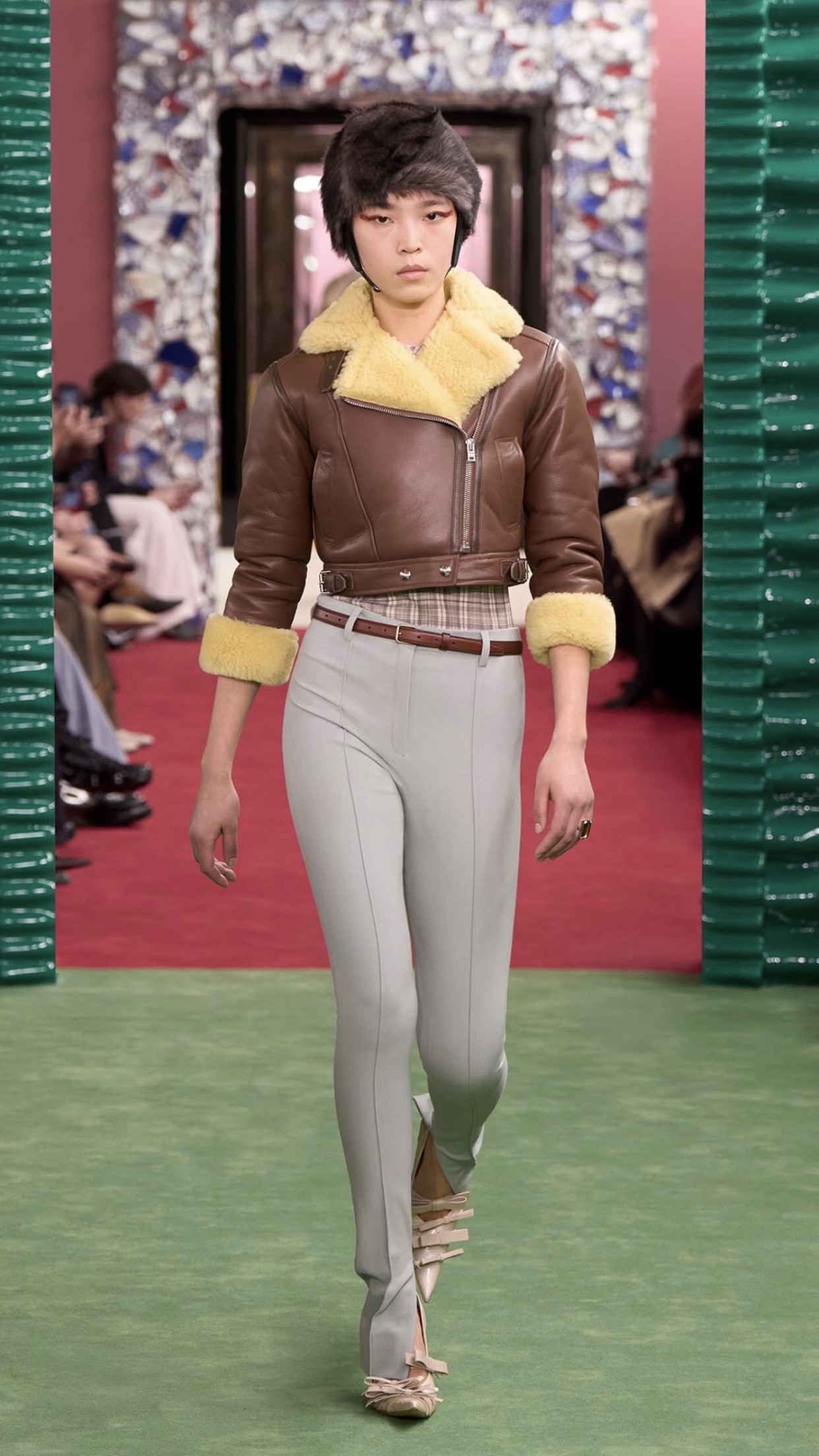 Hinh anh Nhìn lại hành trình 30 năm với Acne Studios Thu Đông 2026 12