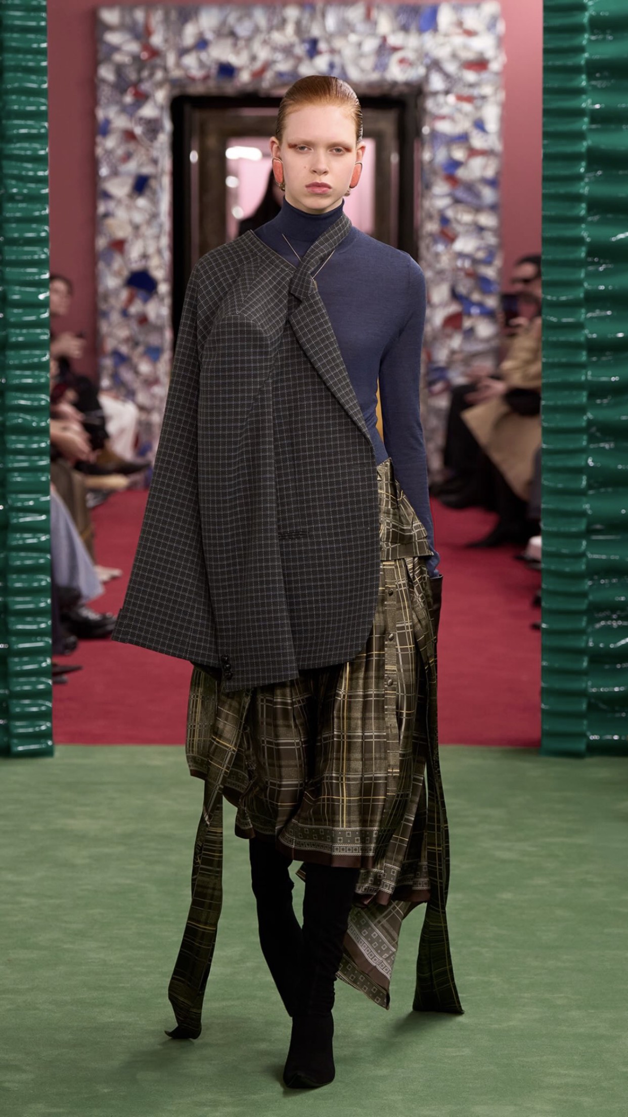 Hinh anh Nhìn lại hành trình 30 năm với Acne Studios Thu Đông 2026 23