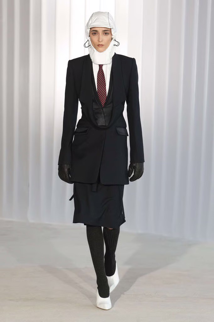 Hinh anh Đọc thêm: 16