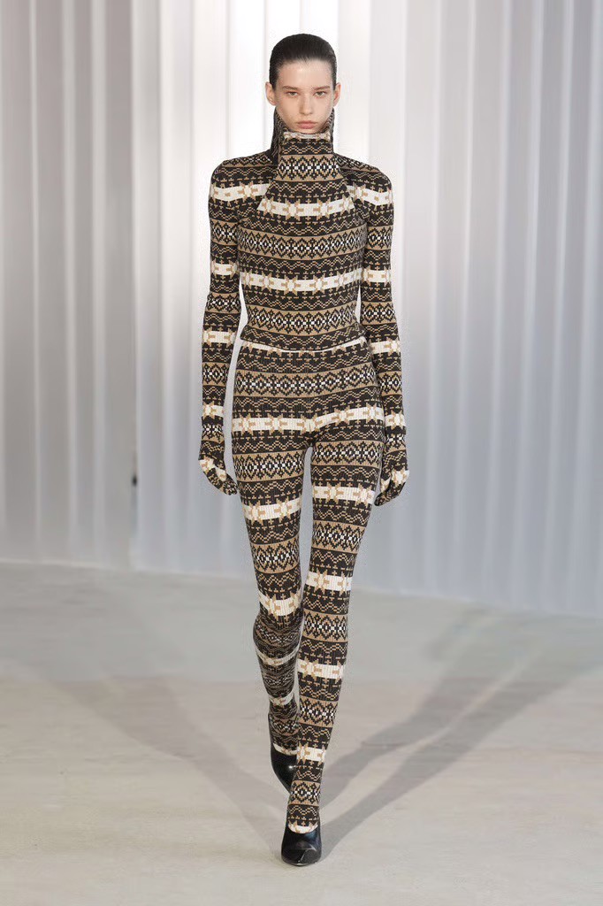 Hinh anh Đọc thêm: 12