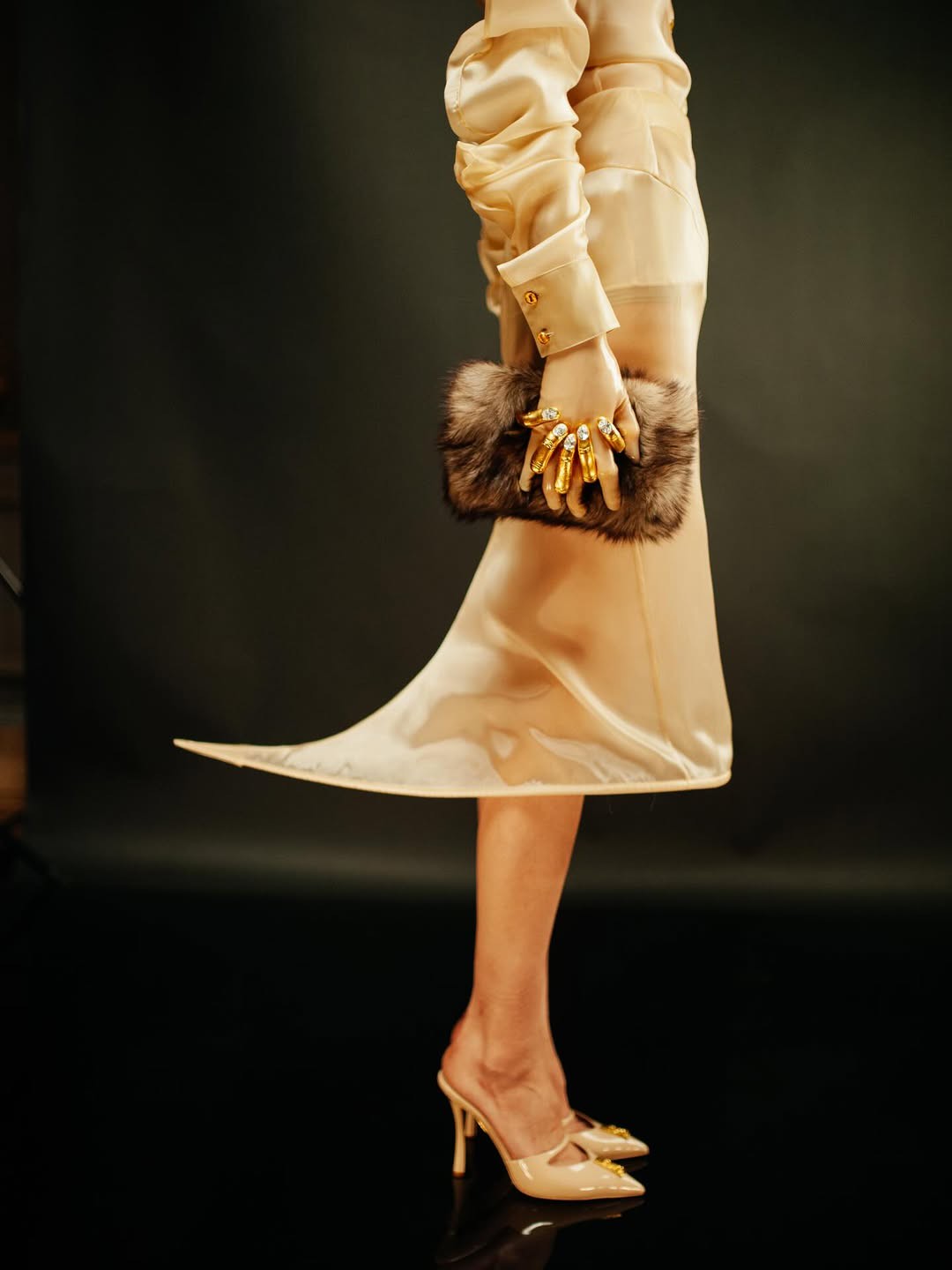 Hinh anh Schiaparelli Thu Đông 2026 "mở khoá" bí ẩn của người phụ nữ 8