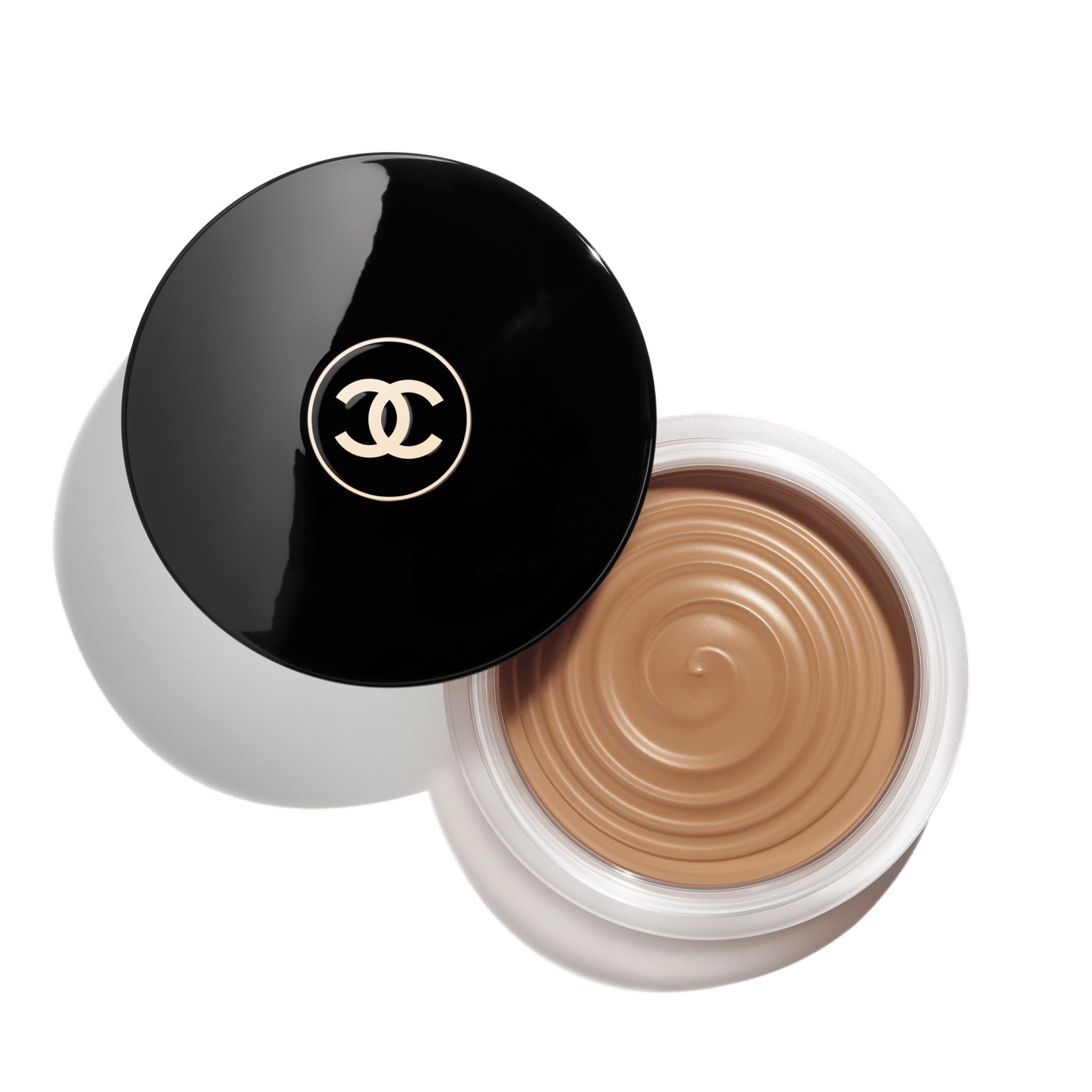 Hinh anh Hóa thân thành CHANEL muse với 2 makeup looks từ CHANEL FW26 23