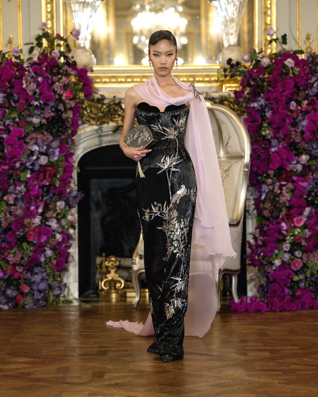 Hinh anh Những keywords làm nên dress code Modern Belle Époque 29