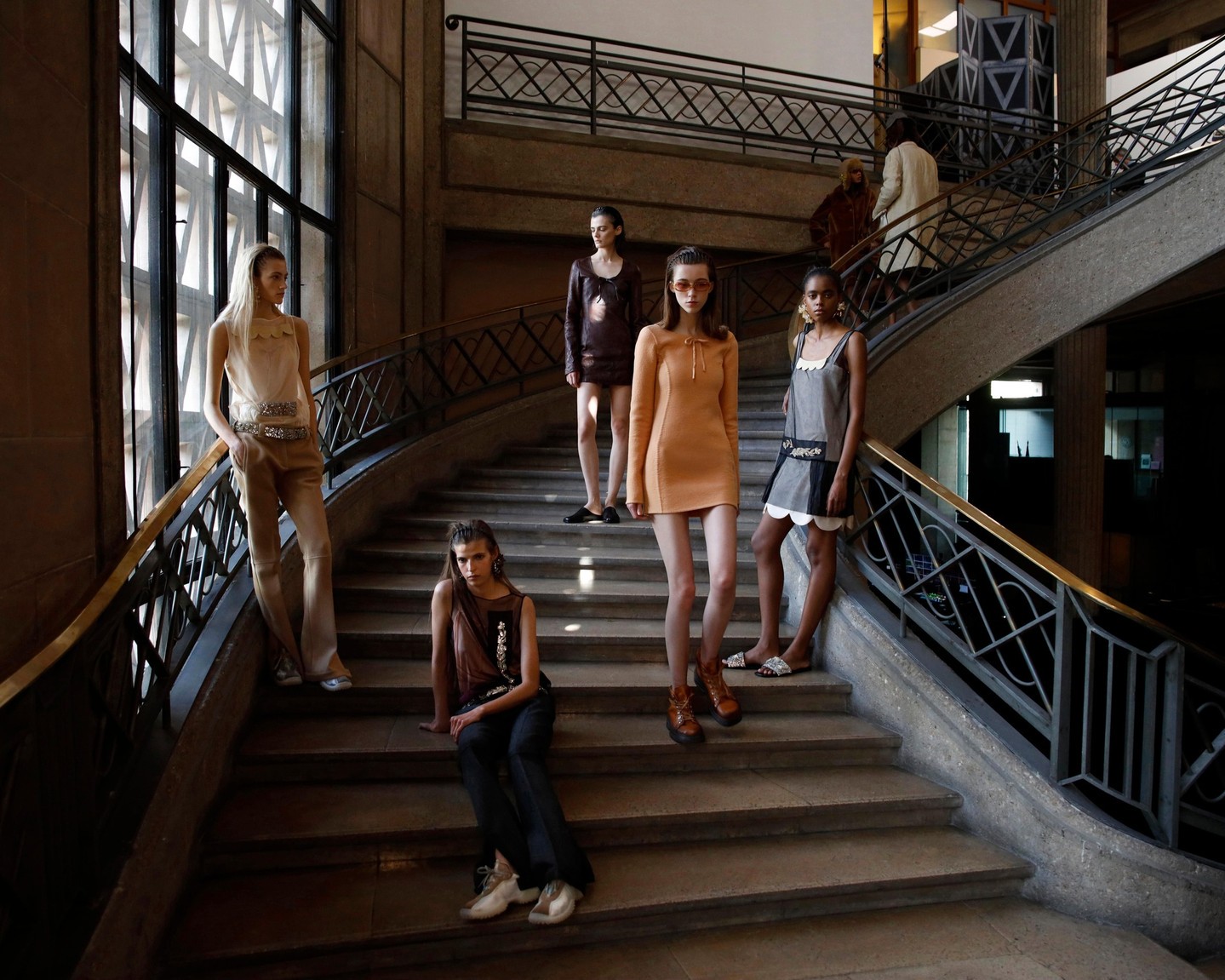 Hinh anh Miu Miu - Ngôi sao không thể ngờ của thập kỷ 2