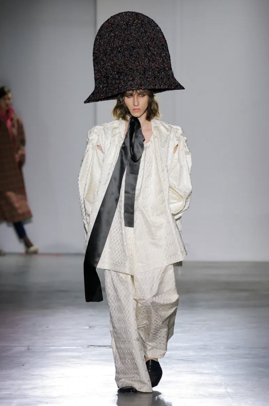 Hinh anh Kỹ thuật cắt may kịch nghệ 29