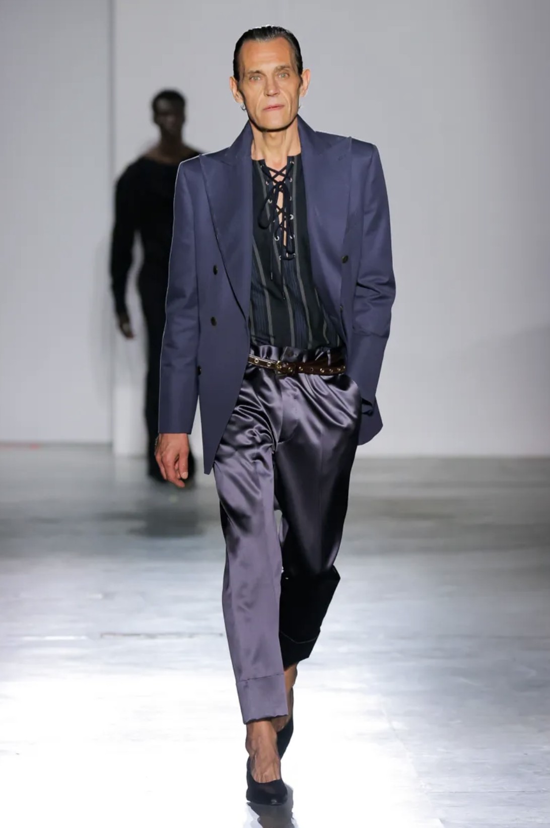 Hinh anh Kỹ thuật cắt may kịch nghệ 25