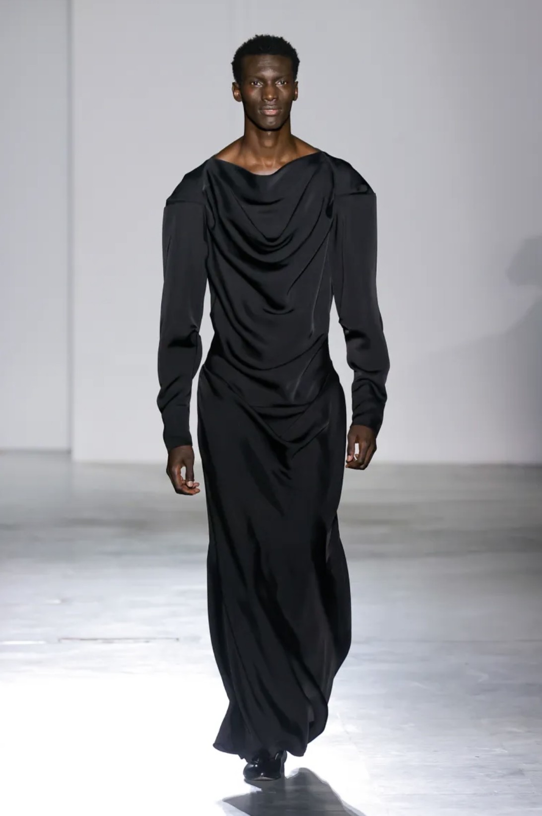 Hinh anh Kỹ thuật cắt may kịch nghệ 34