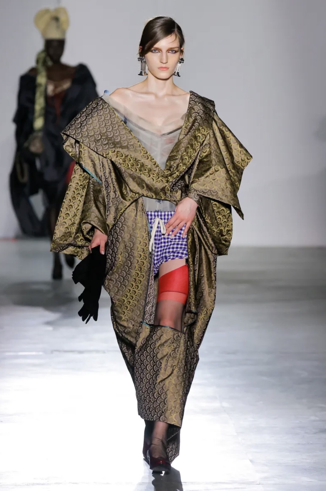 Hinh anh Kỹ thuật cắt may kịch nghệ 33