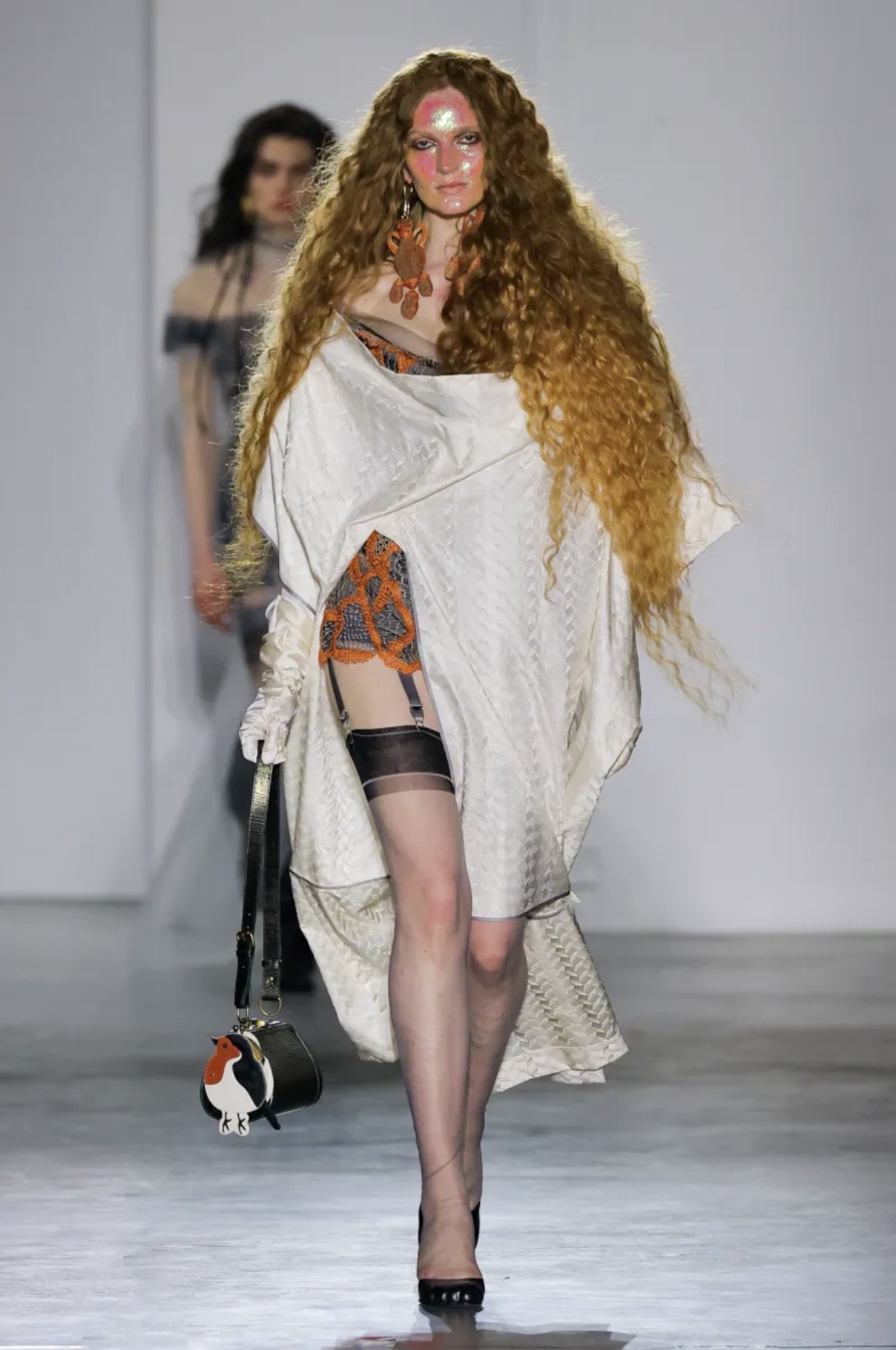 Hinh anh Kỹ thuật cắt may kịch nghệ 7