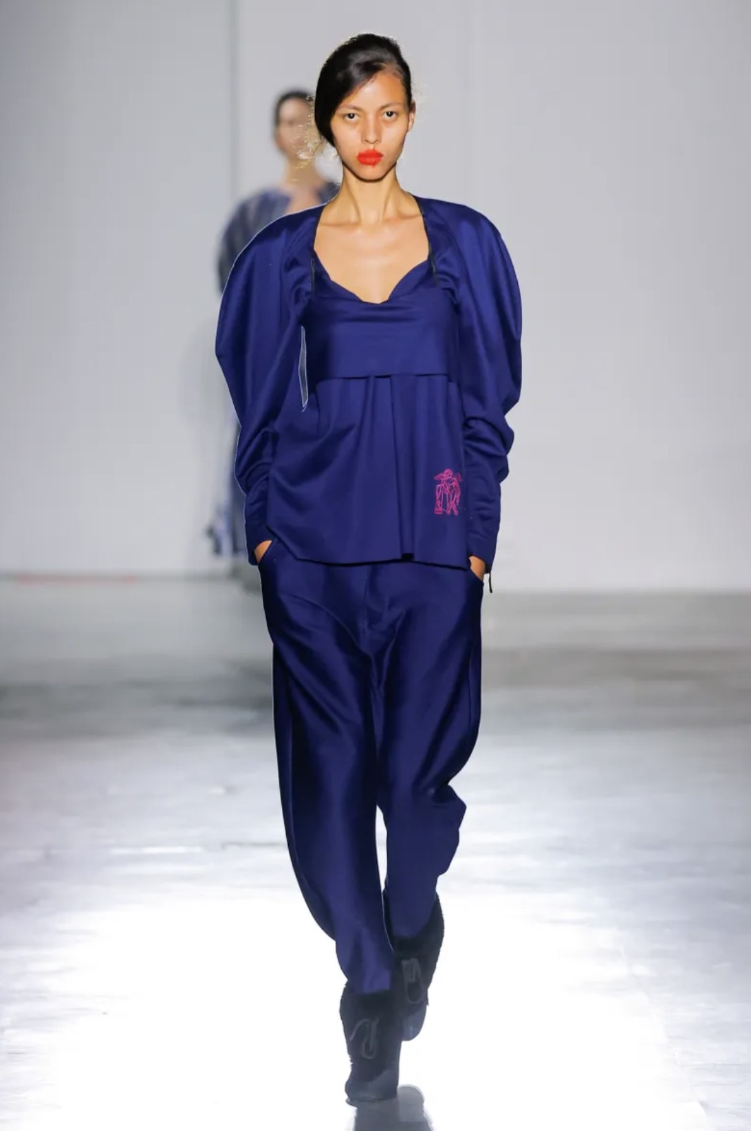 Hinh anh Kỹ thuật cắt may kịch nghệ 22