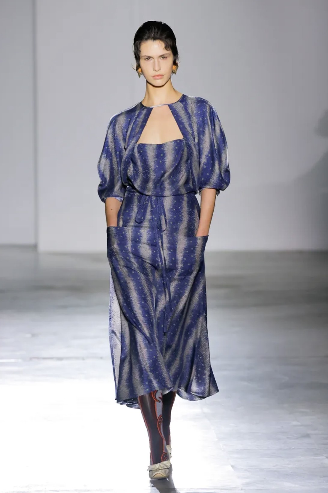 Hinh anh Kỹ thuật cắt may kịch nghệ 30