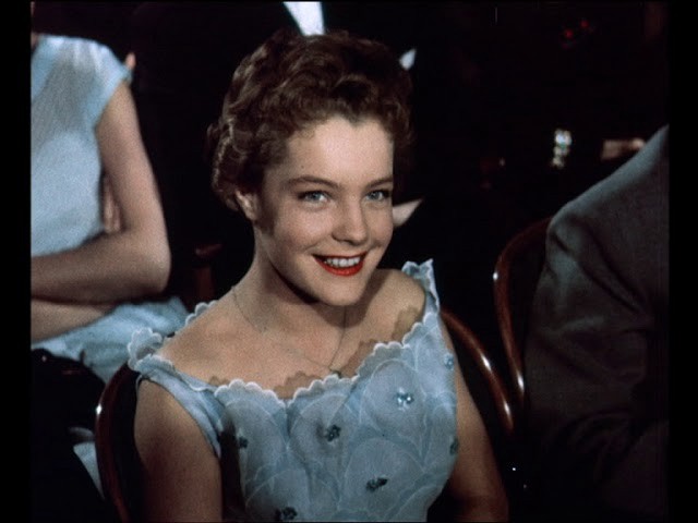 Hinh anh Vivienne Westwood Thu Đông 2026: Andreas Kronthaler vén màn sân khấu kịch nghệ 1