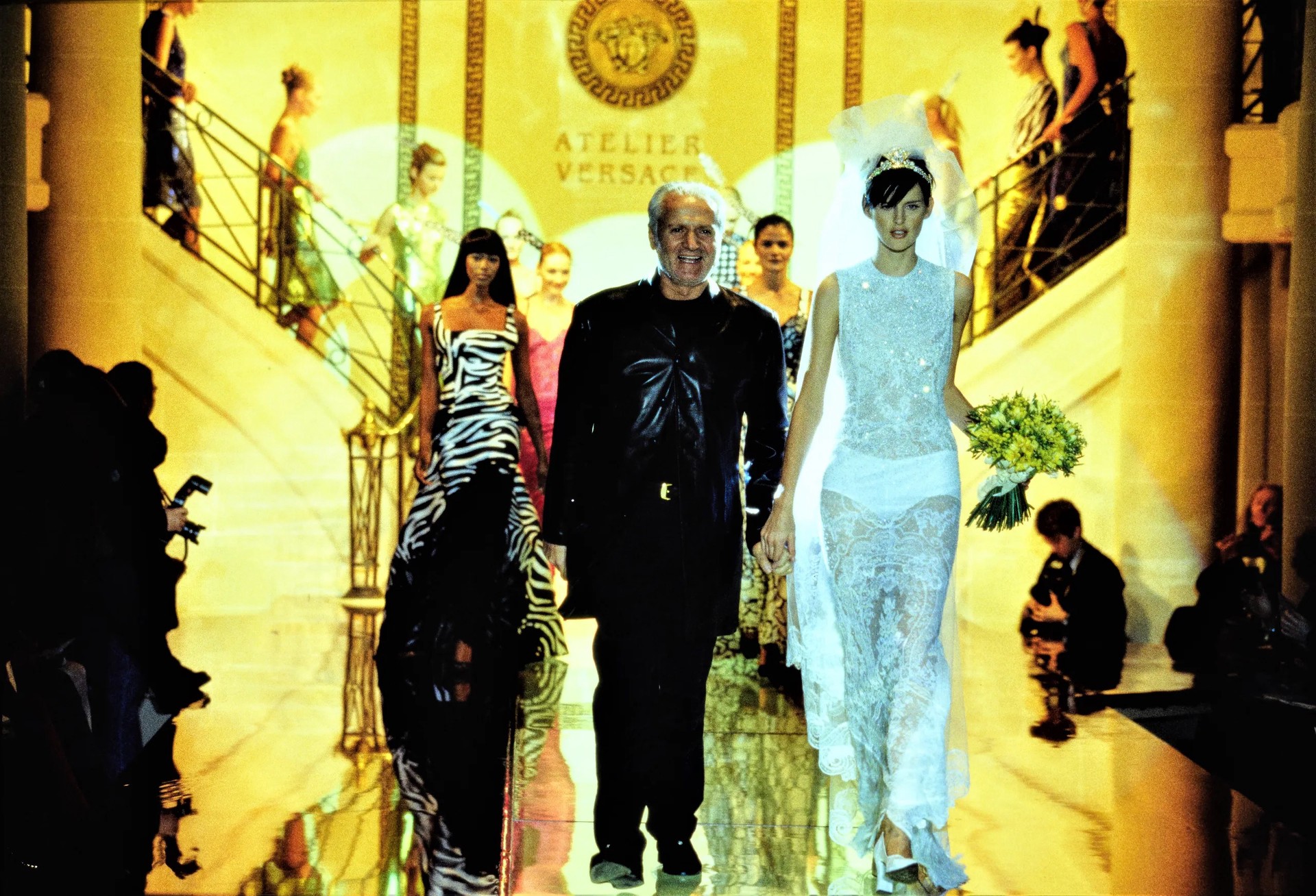 Hinh anh Prada Group tái khởi động Atelier Versace, đưa nhà mốt Ý trở lại Haute Couture 2