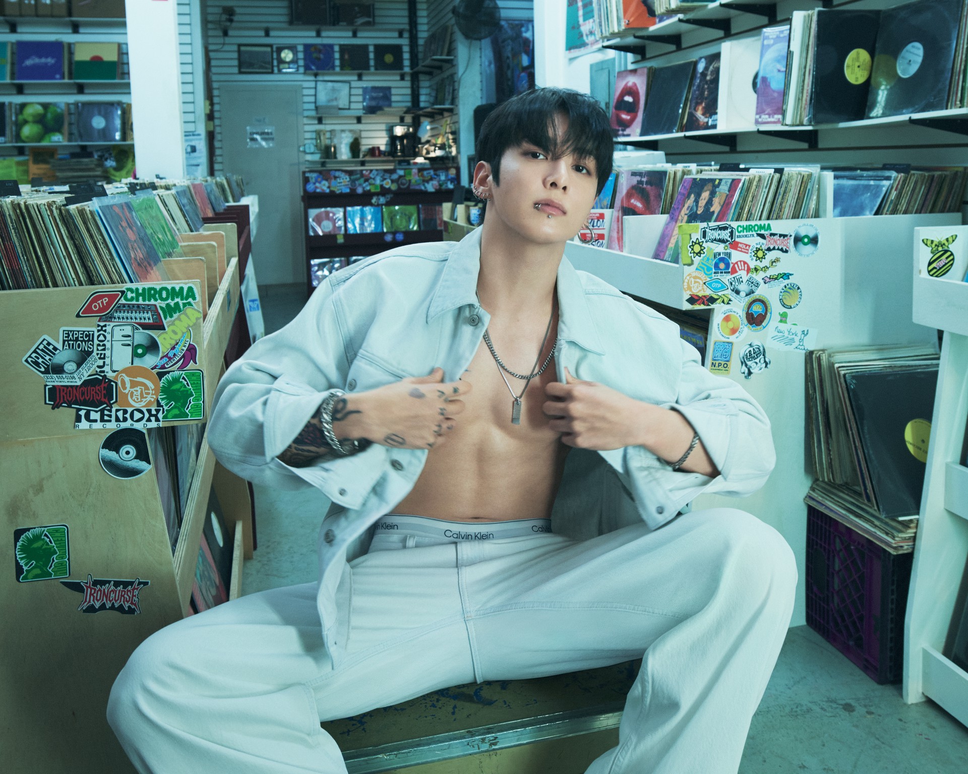 Hinh anh Jung Kook và chương mới của Denim tại Calvin Klein 3