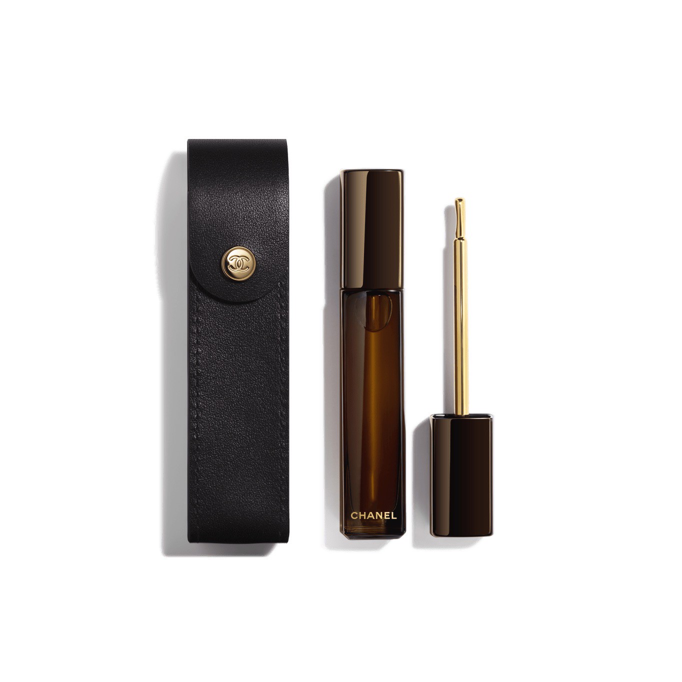 Hinh anh Hóa thân thành CHANEL muse với 2 makeup looks từ CHANEL FW26 9