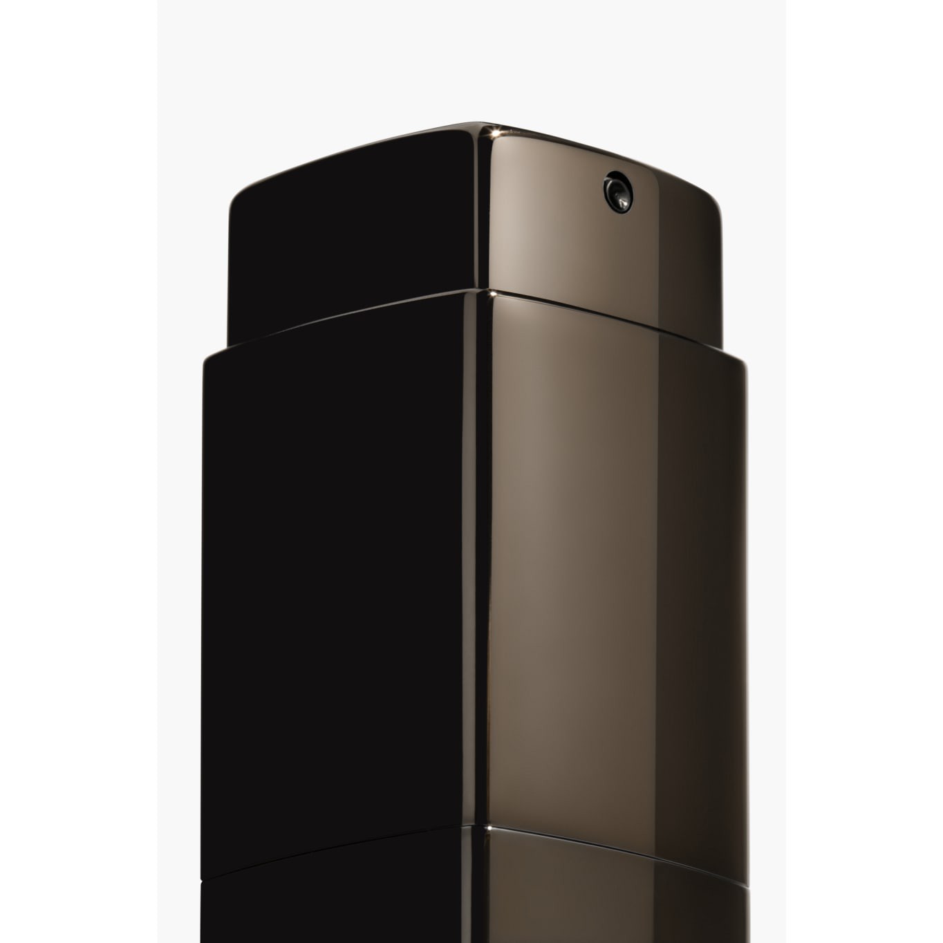 Hinh anh Hóa thân thành CHANEL muse với 2 makeup looks từ CHANEL FW26 13