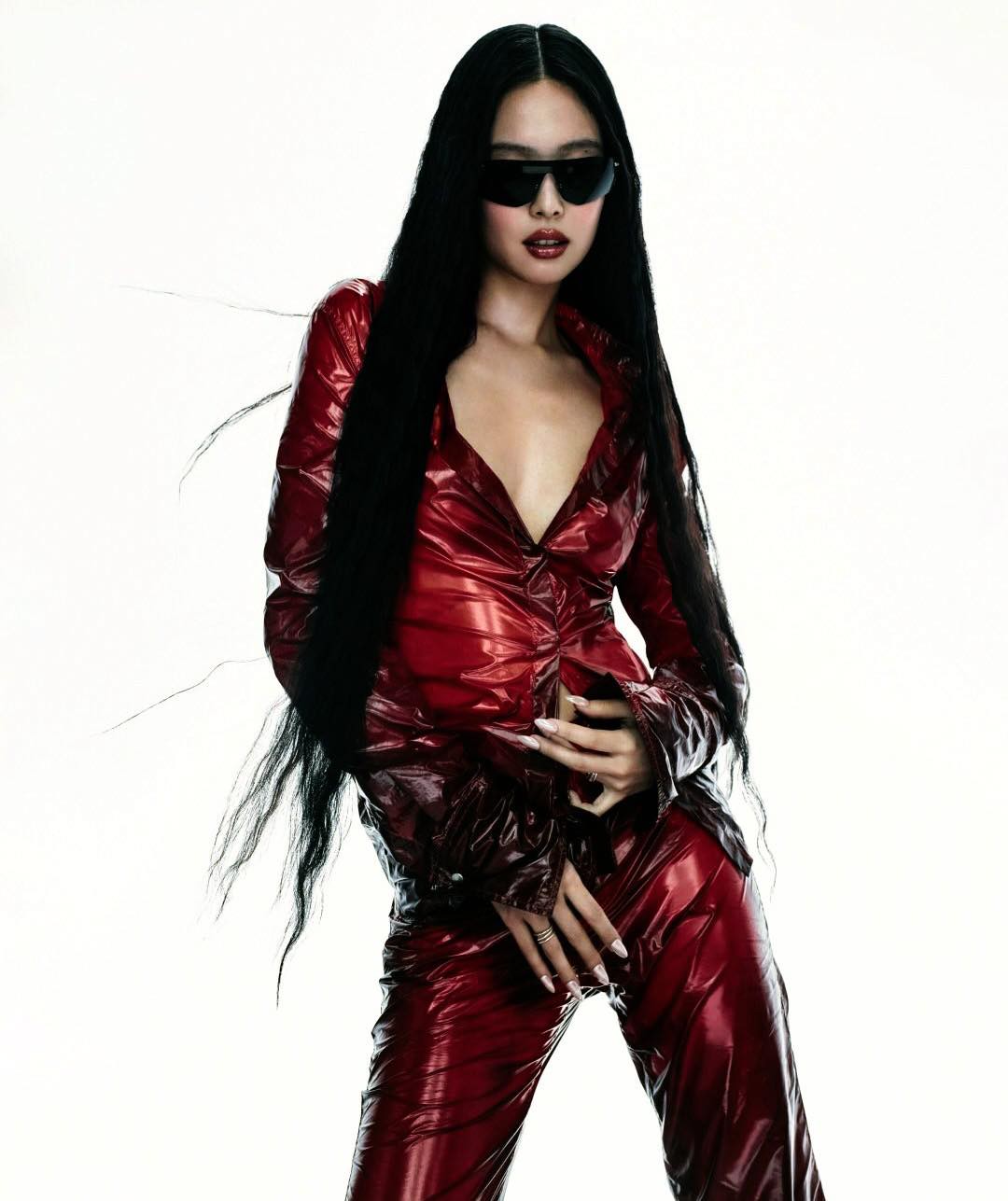 Hinh anh Ray-Ban chính thức gọi tên JENNIE 2