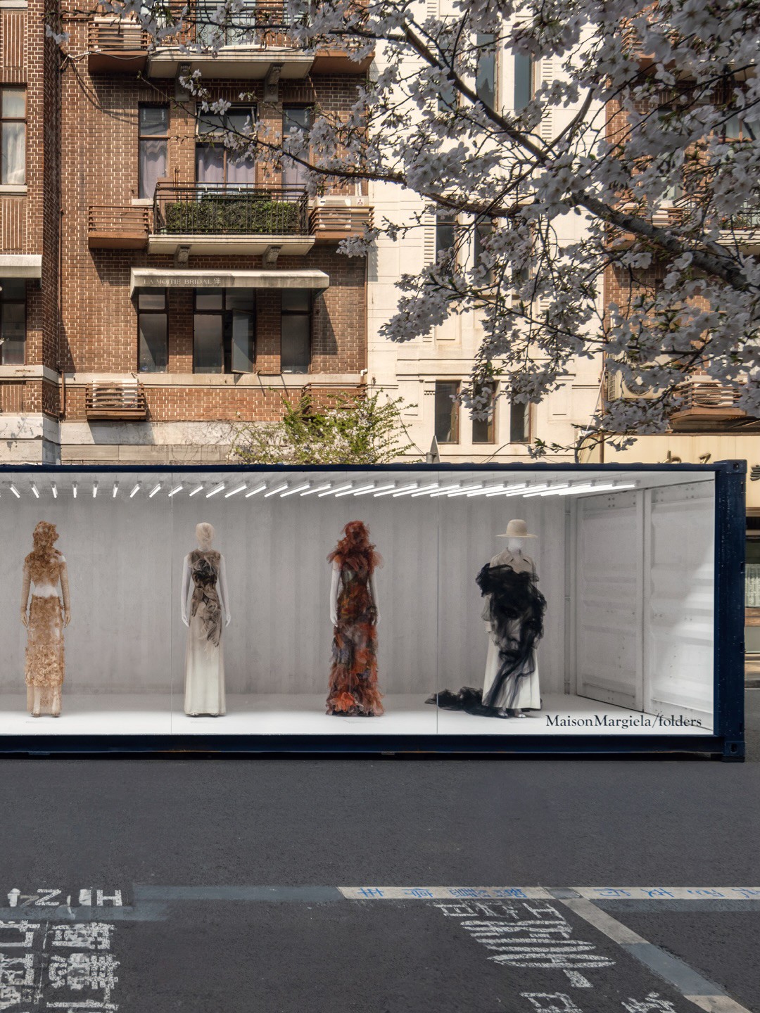 Hinh anh Maison Margiela FW26 tại Shanghai: Tầm nhìn "dân chủ" của Glenn Martens dành cho thời trang xa xỉ 50