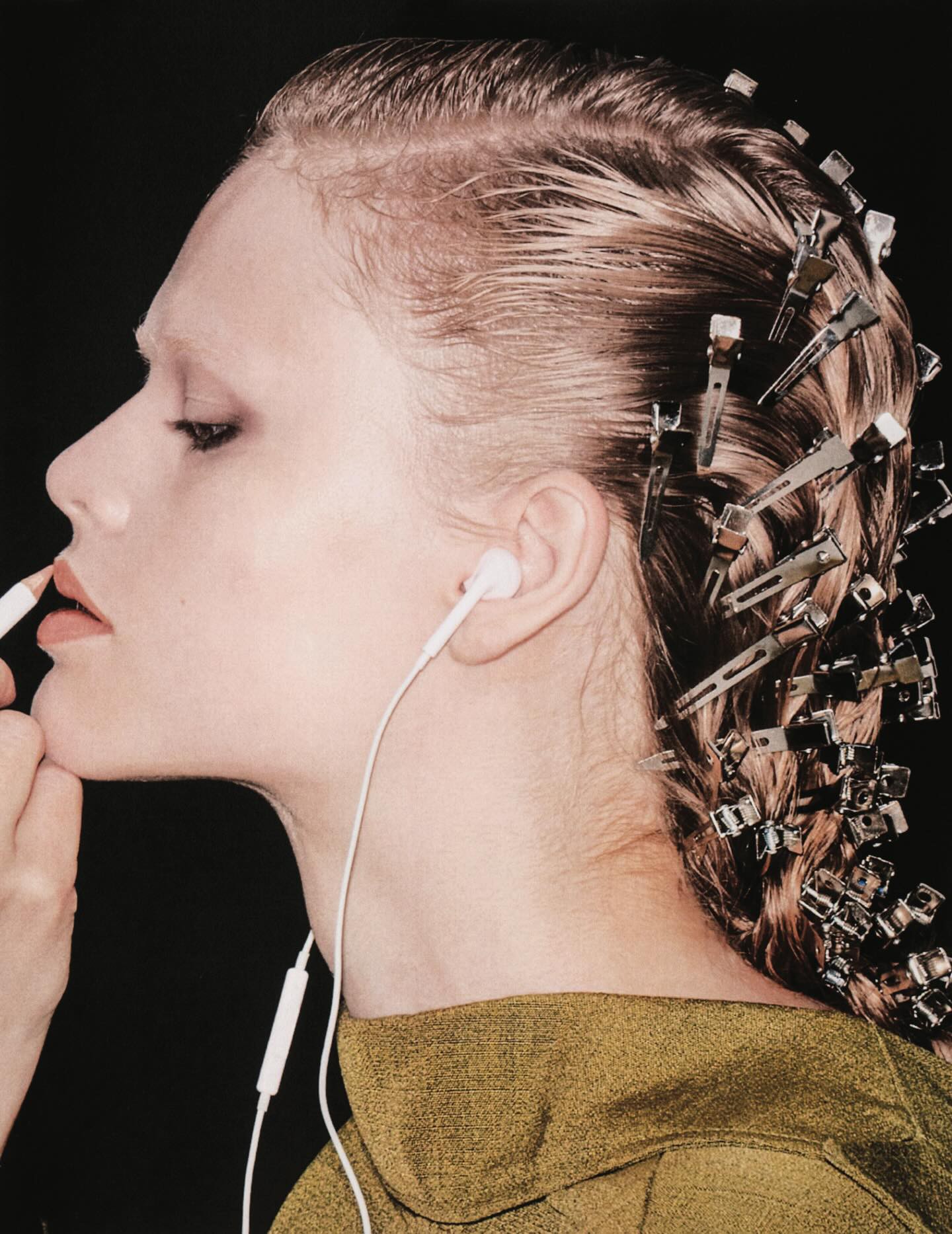 Hinh anh Looksmaxxing: Hệ lụy của phương cách làm đẹp cực đoan trên mạng xã hội 1