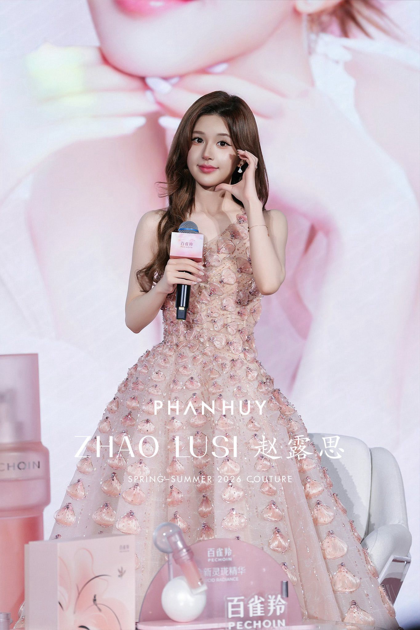 Hinh anh SR News: Điểm tin thời trang Việt 20/4 2