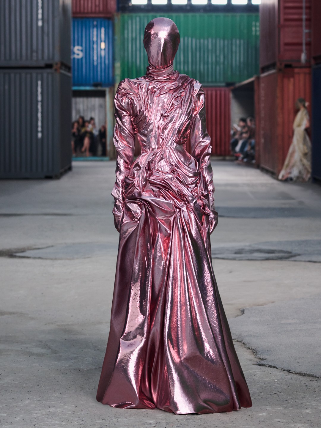 Hinh anh Maison Margiela FW26 tại Shanghai: Tầm nhìn "dân chủ" của Glenn Martens dành cho thời trang xa xỉ 59