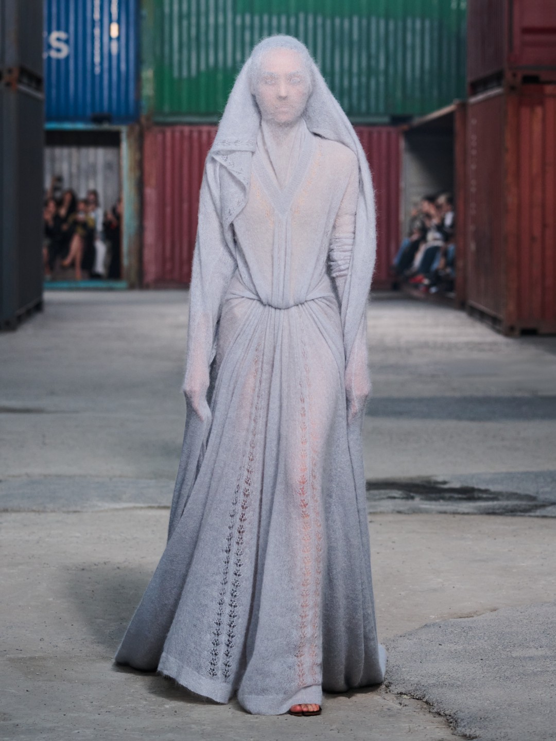 Hinh anh Maison Margiela FW26 tại Shanghai: Tầm nhìn "dân chủ" của Glenn Martens dành cho thời trang xa xỉ 86