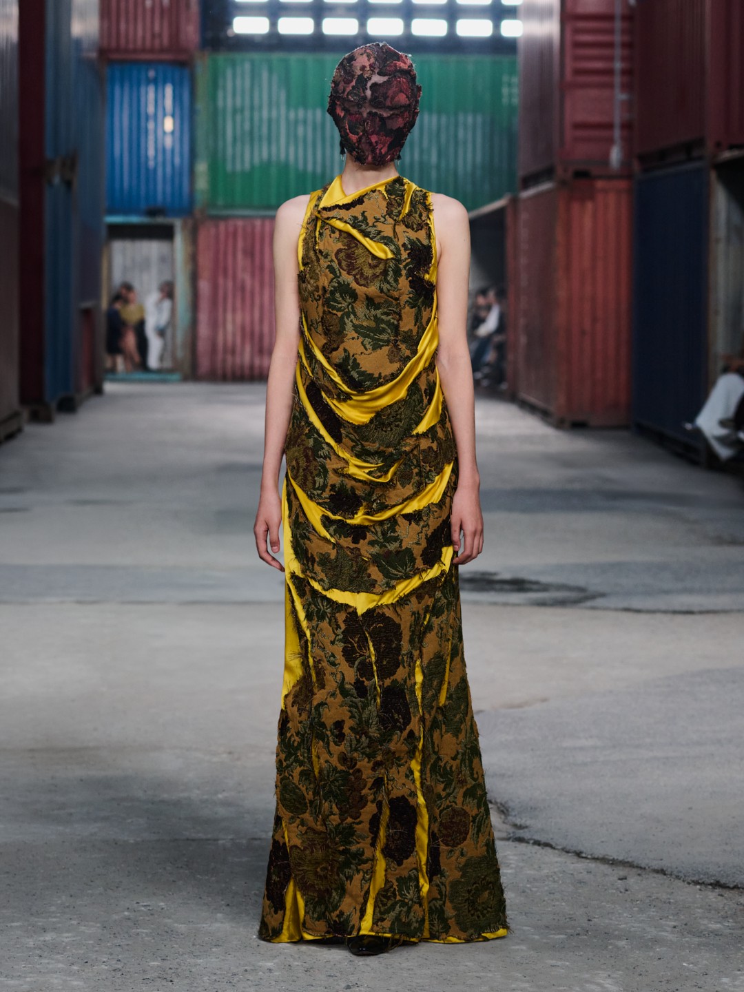 Hinh anh Maison Margiela FW26 tại Shanghai: Tầm nhìn "dân chủ" của Glenn Martens dành cho thời trang xa xỉ 23