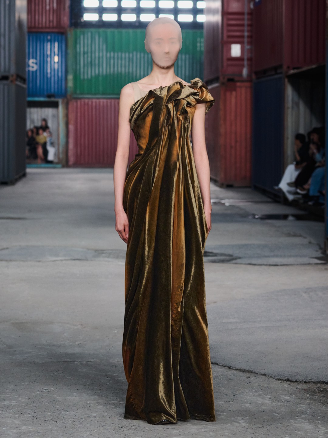 Hinh anh Maison Margiela FW26 tại Shanghai: Tầm nhìn "dân chủ" của Glenn Martens dành cho thời trang xa xỉ 34