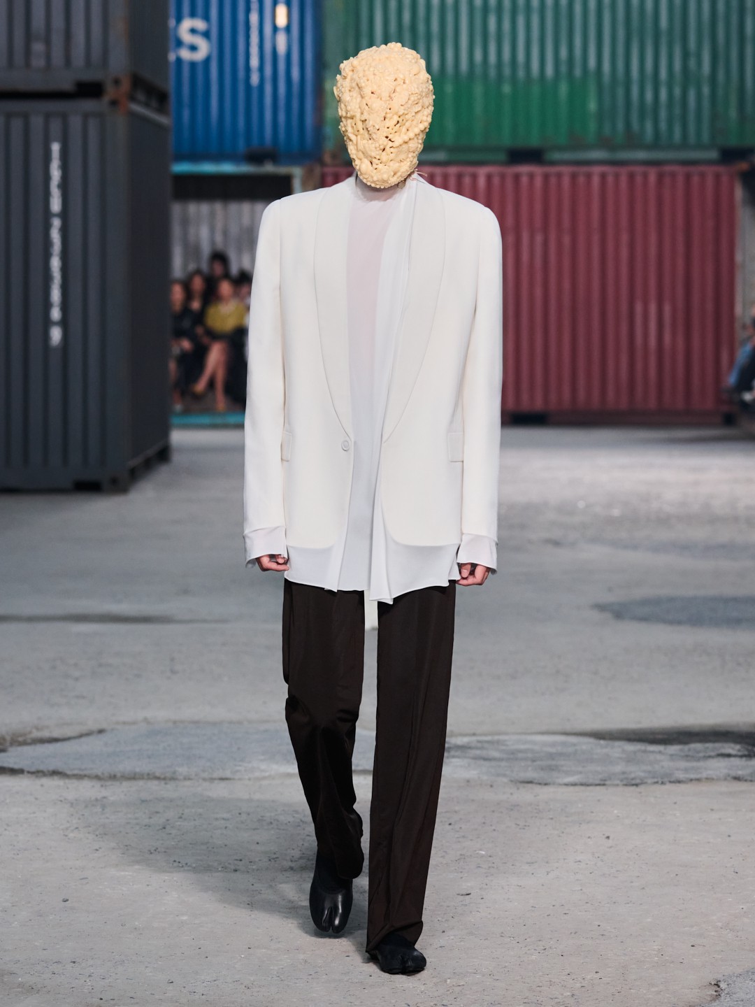 Hinh anh Maison Margiela FW26 tại Shanghai: Tầm nhìn "dân chủ" của Glenn Martens dành cho thời trang xa xỉ 82