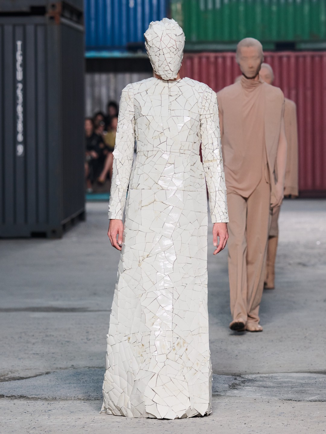 Hinh anh Maison Margiela FW26 tại Shanghai: Tầm nhìn "dân chủ" của Glenn Martens dành cho thời trang xa xỉ 1