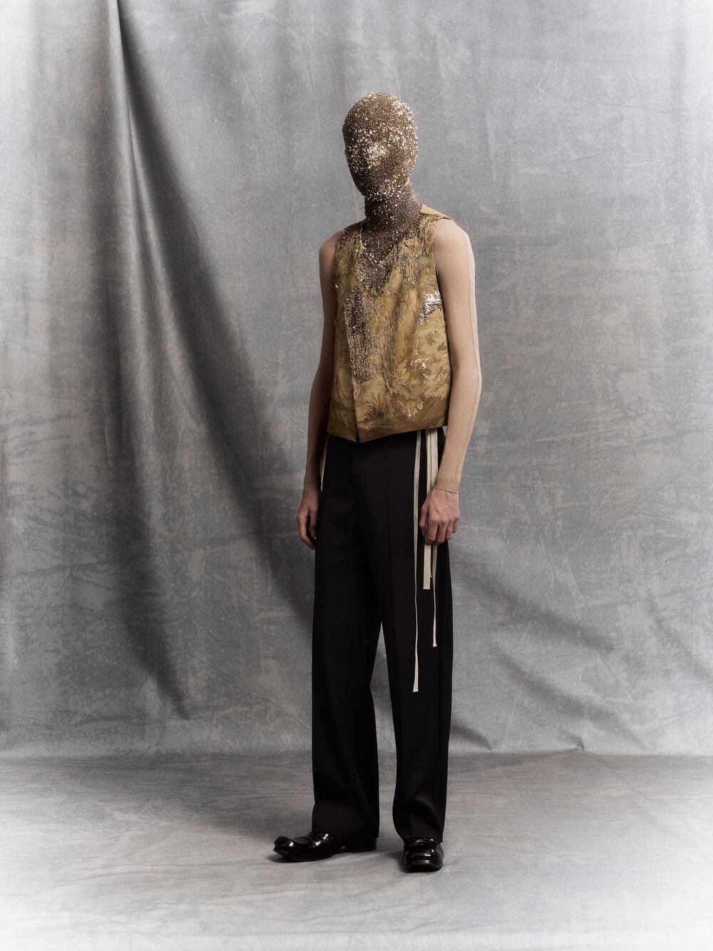 Hinh anh Maison Margiela FW26 tại Shanghai: Tầm nhìn "dân chủ" của Glenn Martens dành cho thời trang xa xỉ 19