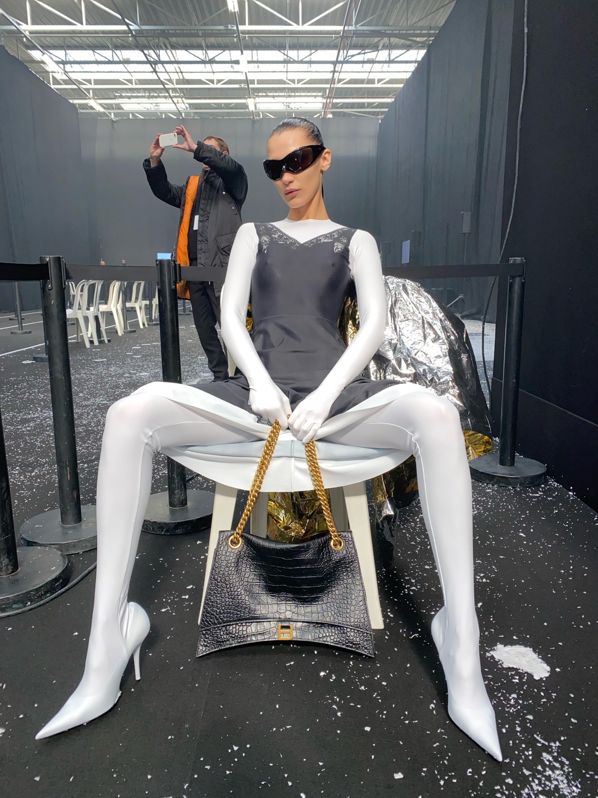 Hinh anh Bài học truyền thông từ “chiếc túi nilon Balenciaga” khuấy đảo mạng xã hội 7