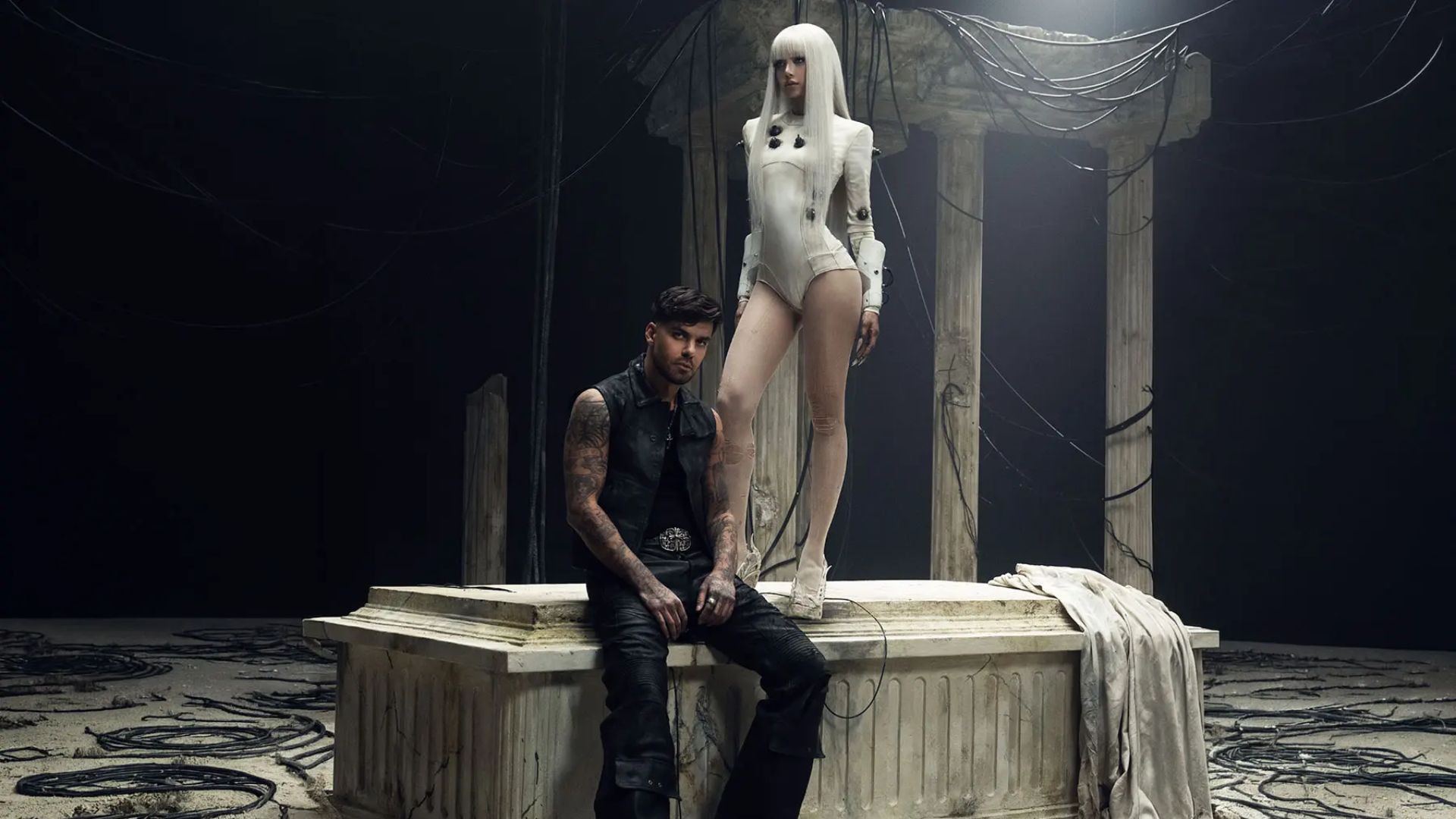 "Bad Angel": Màn bắt tay giữa Lisa và Anyma trước thềm Coachella