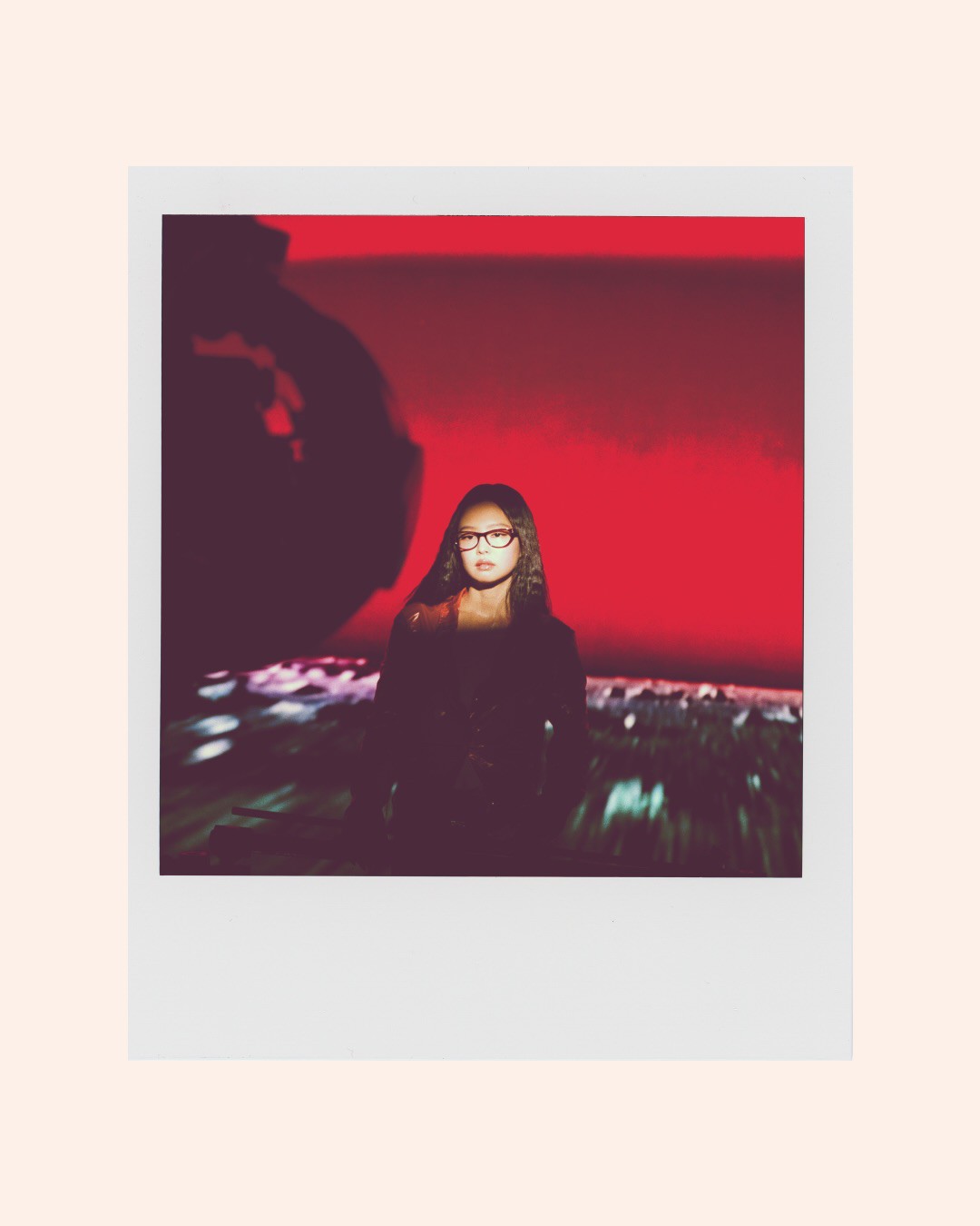 Hinh anh Ray-Ban chính thức gọi tên JENNIE 6