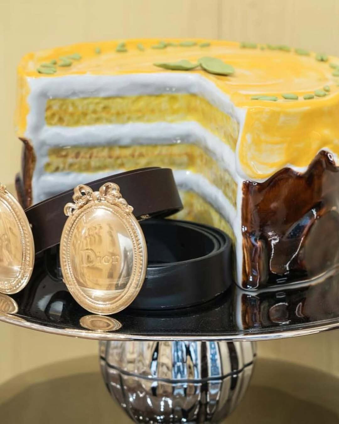 Hinh anh Muôn màu muôn vẻ cách các thương hiệu xa xỉ sáng tạo cửa hàng pop-up 5
