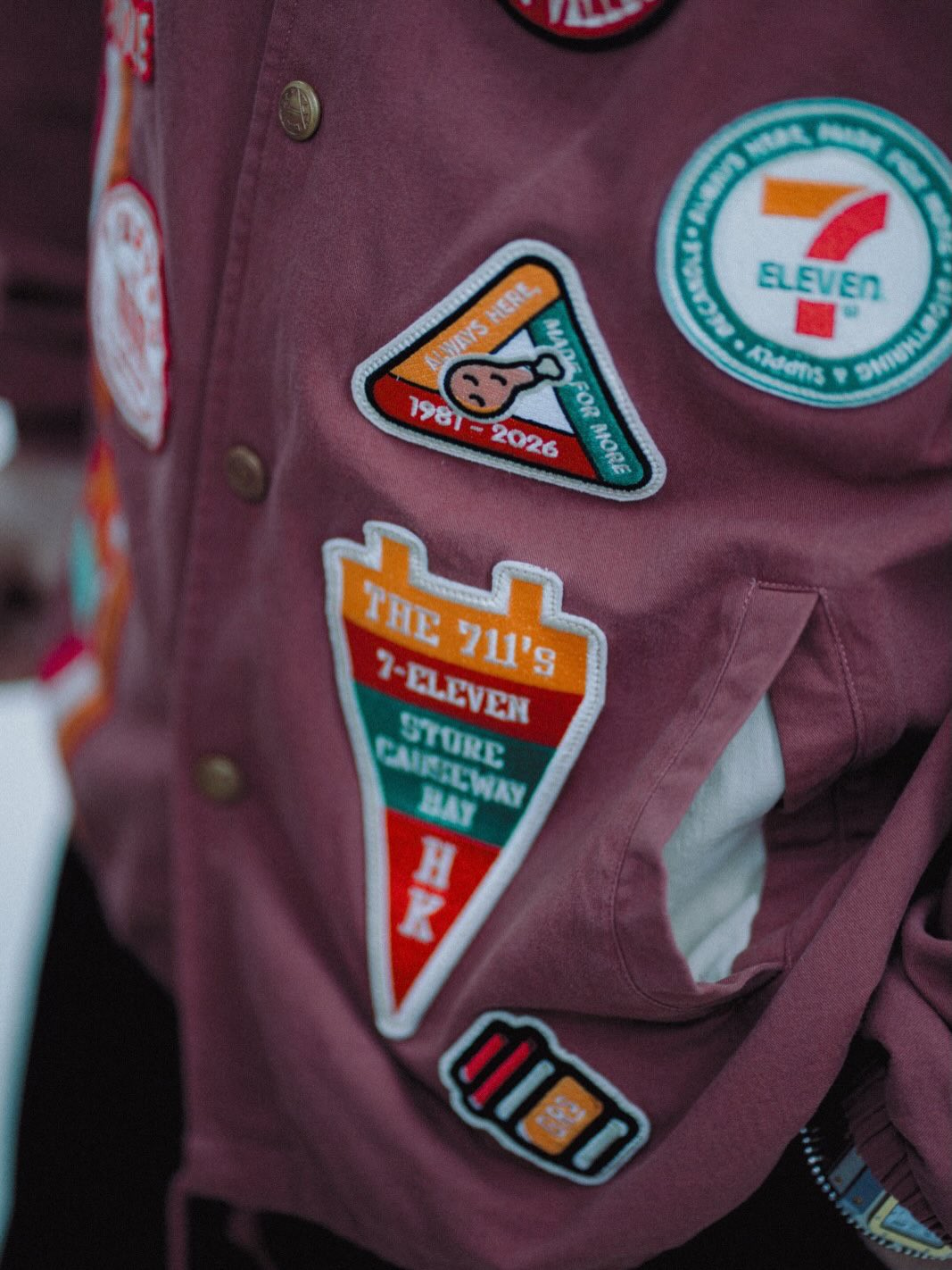 Hinh anh 7-Eleven lấn sân thời trang 4