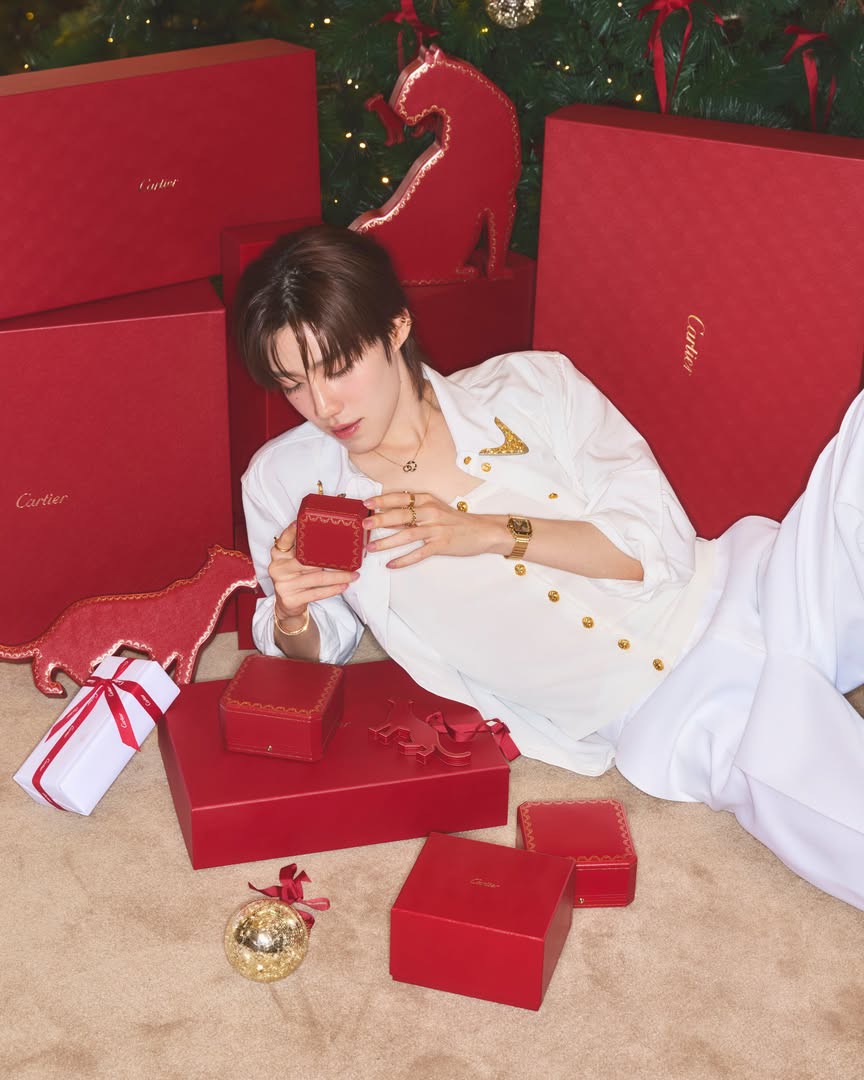 Hinh anh Tôi vinh dự khi được gia nhập đại gia đình Cartier, một Maison mà tôi luôn ngưỡng mộ bởi sức sáng tạo, di sản và tinh thần vượt thời gian. Tôi rất háo hức cho những điều sắp tới. 6