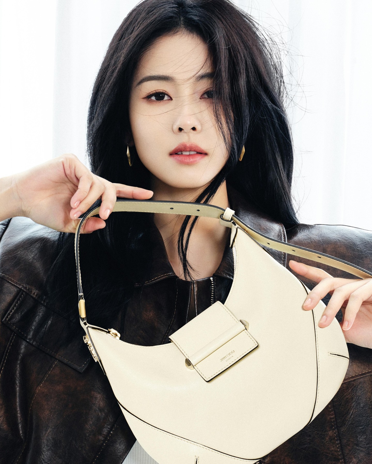Hinh anh Bạch Lộc bước vào hàng ngũ gương mặt toàn cầu của Jimmy Choo 5