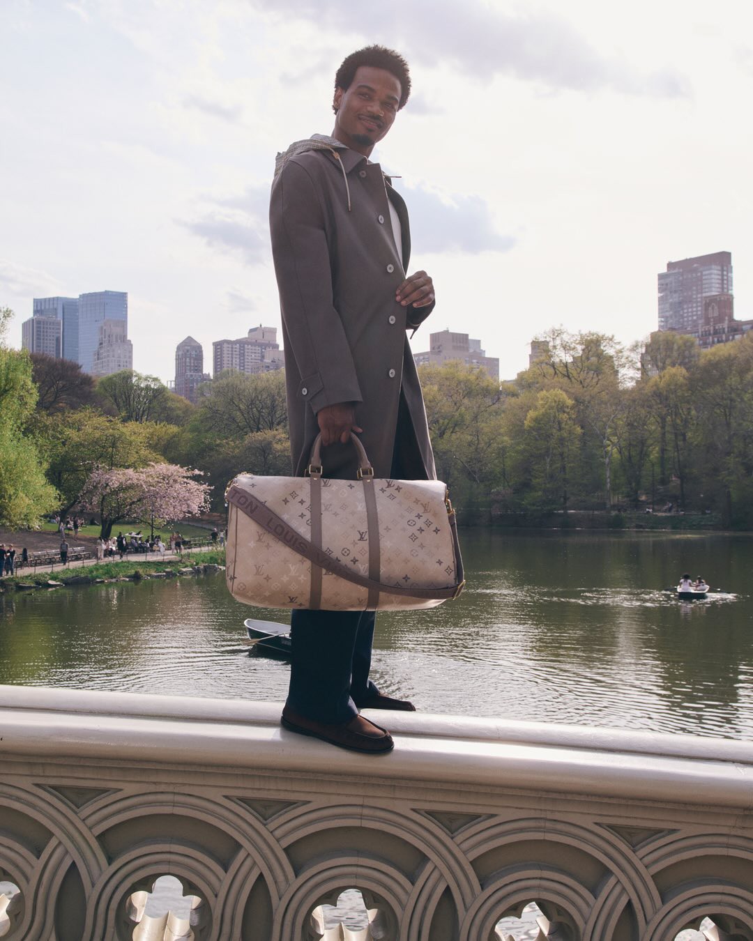 Hinh anh Một ngày ở Central Park cùng Tyshawn Jones và Louis Vuitton 2