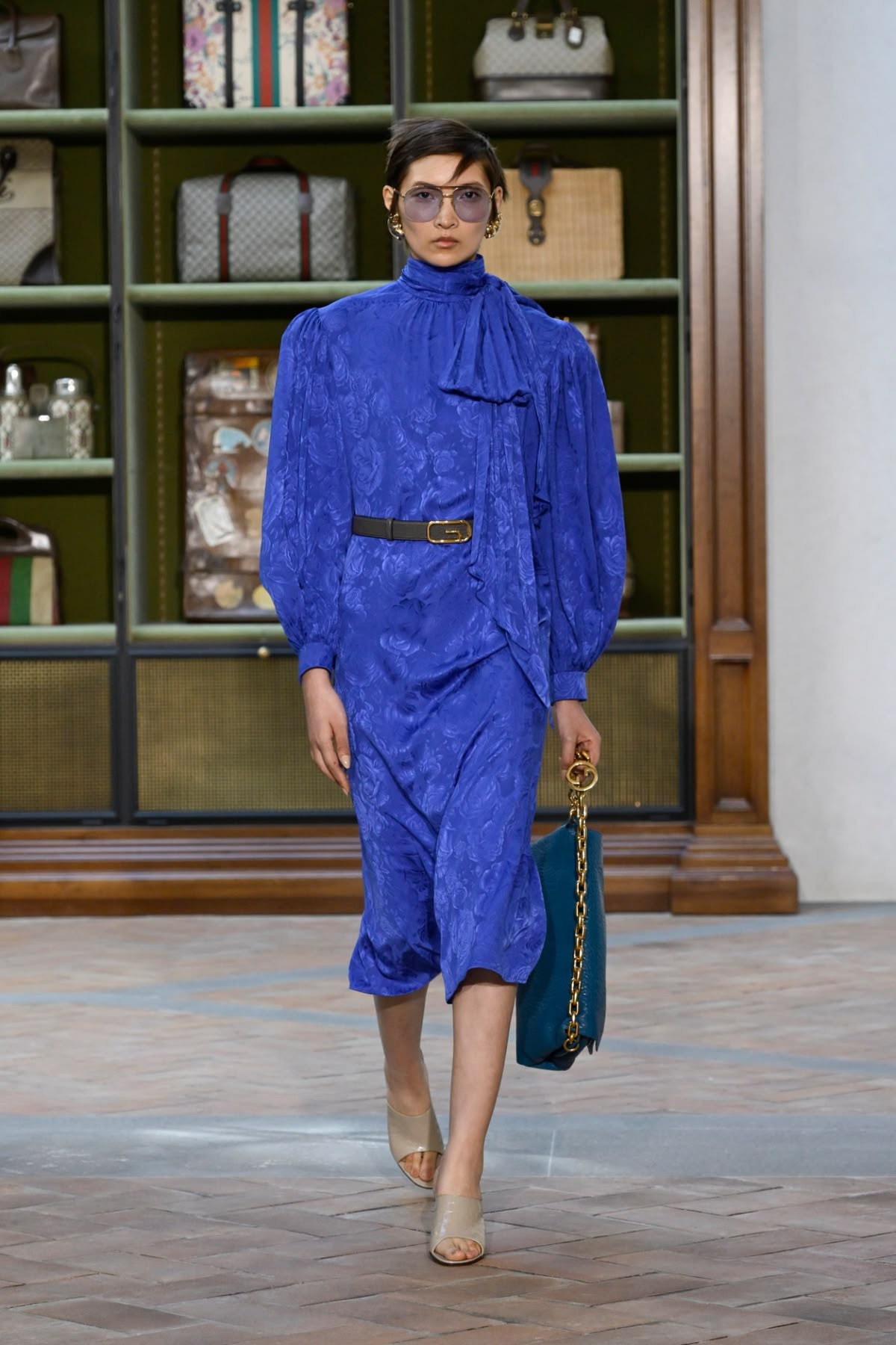 Hinh anh Năm của những sắc xanh, năm của Cobalt Blue  8