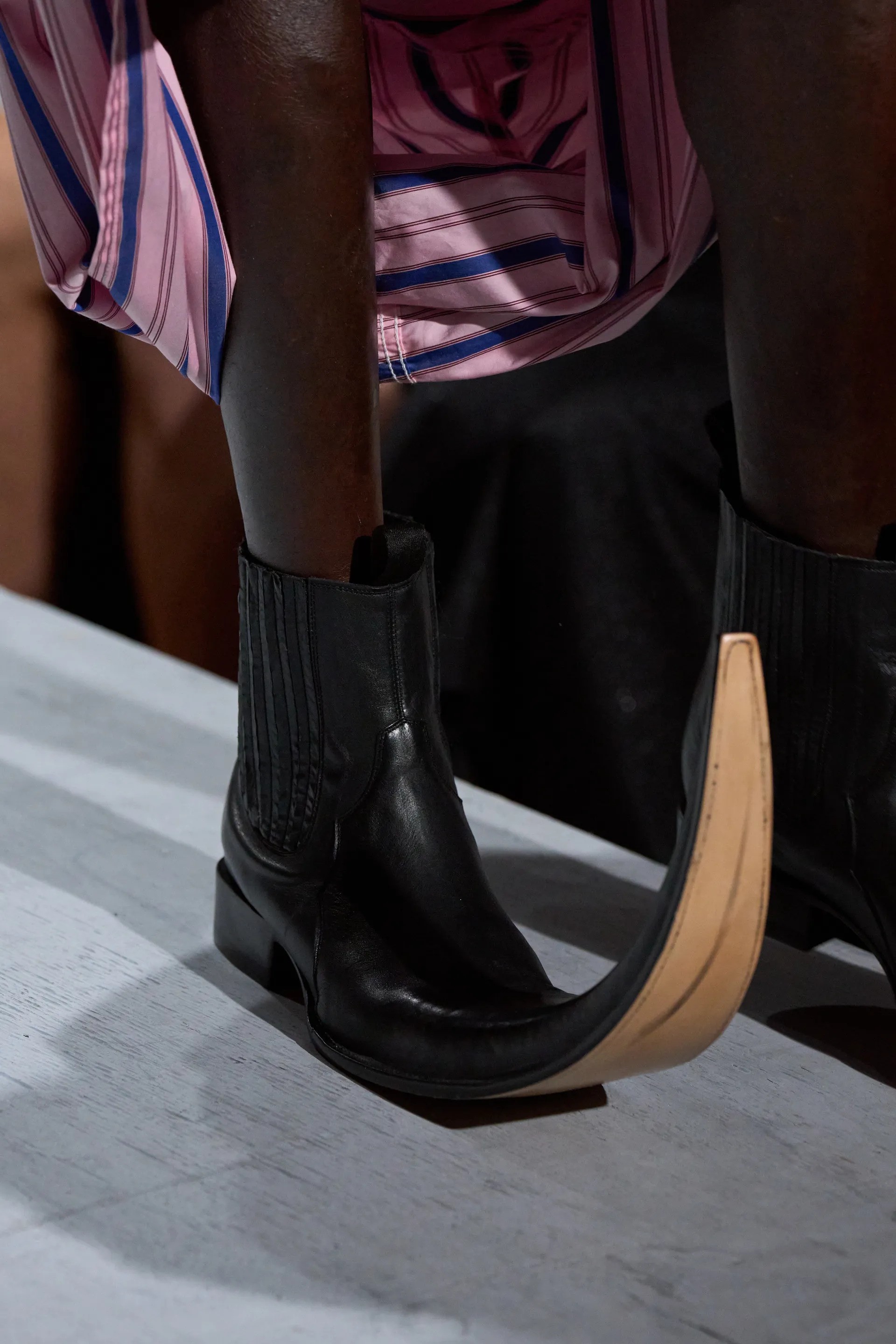 Hinh anh COMME des GARÇONS HOMME PLUS SS27: Ngày không chiến tranh 11