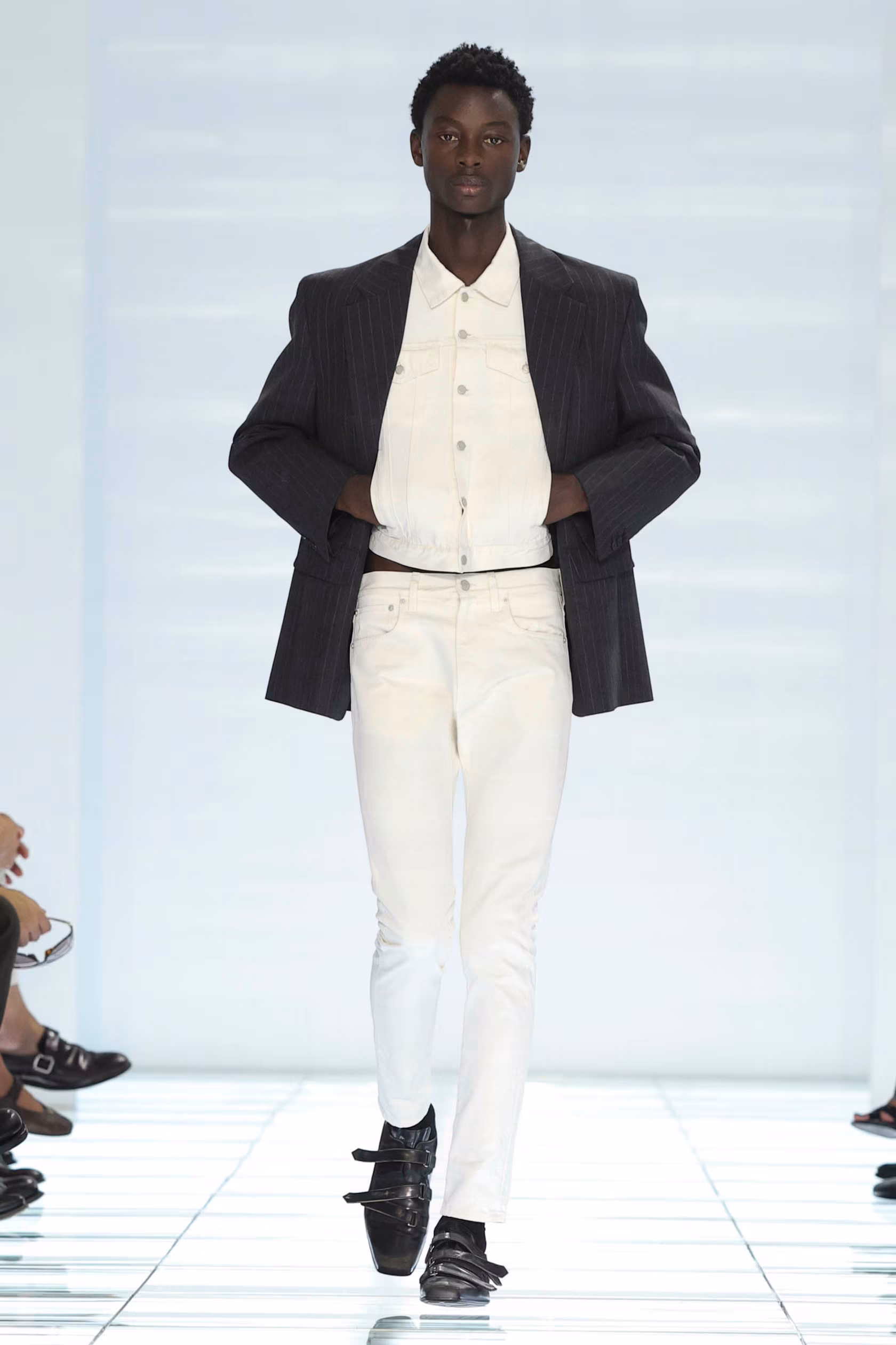 Hinh anh Milan Fashion Week Men's S/S 2027: Phản đối những thiết kế thiếu lý do tồn tại 20