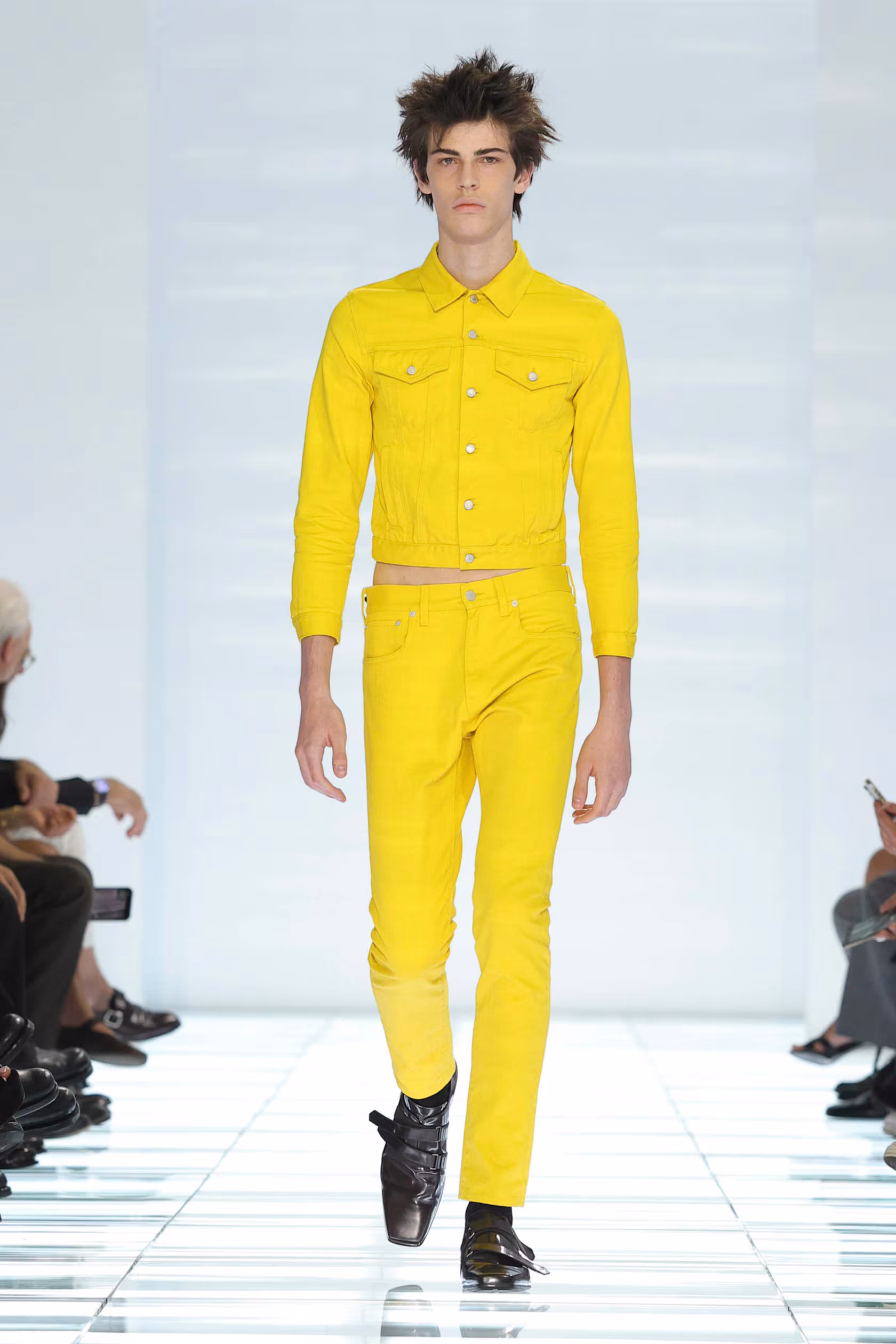 Hinh anh Milan Fashion Week Men's S/S 2027: Phản đối những thiết kế thiếu lý do tồn tại 26