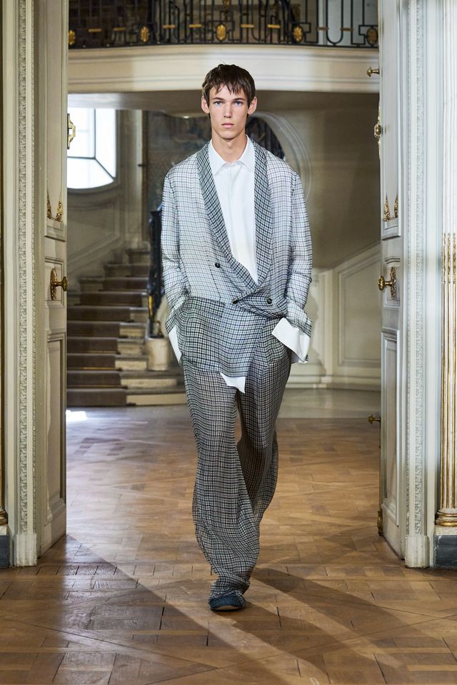 Hinh anh Cuộc vui xuyên màn đêm của các quý ông Dior trong Menswear SS27 9