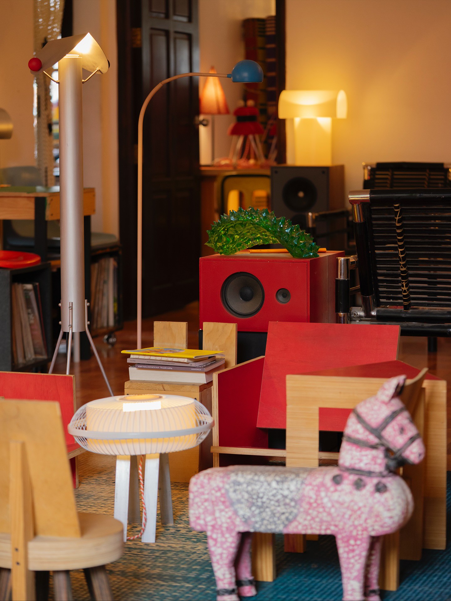 Hinh anh Ném (nem.cafe.bar) 1
